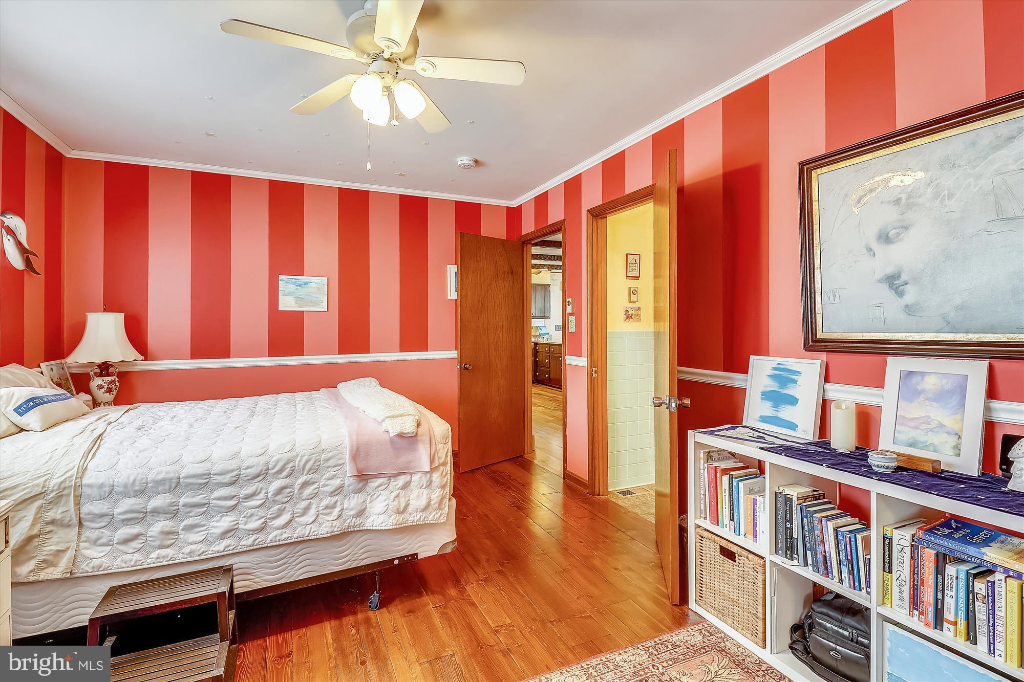 HOLLAND POINT - Residential