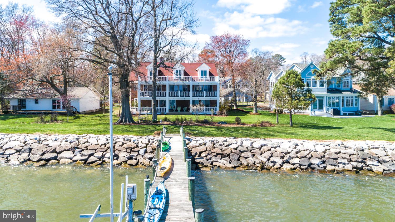 HOLLAND POINT - Residential