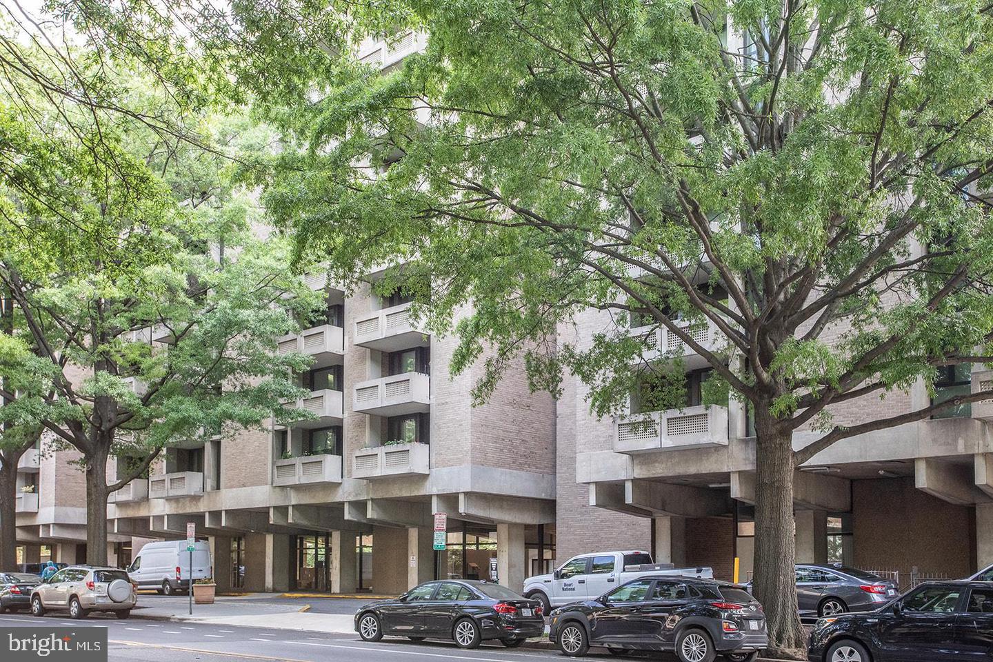 1250 4TH STREET SW W413