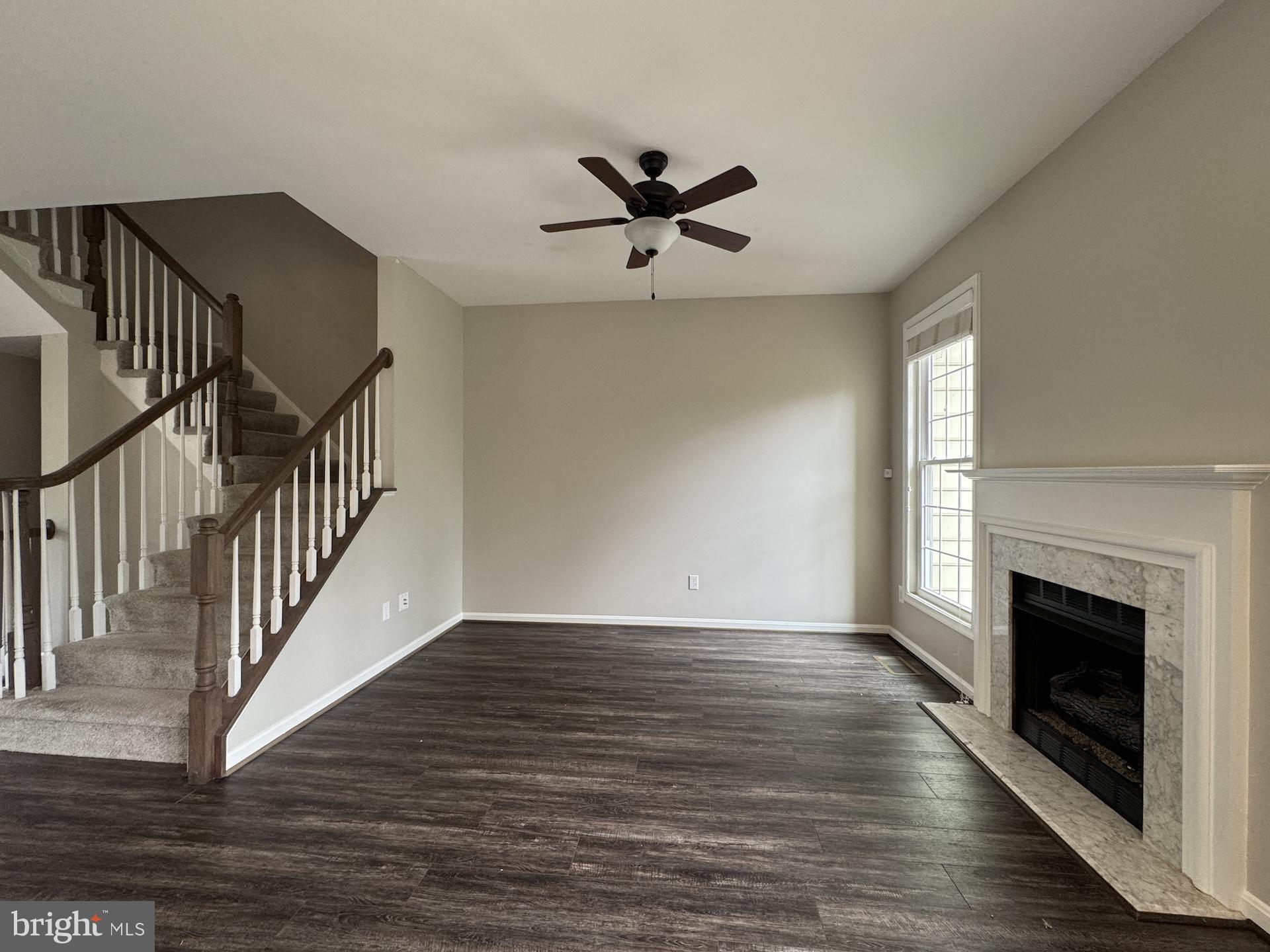 MCNAIR FARMS - Residential Lease