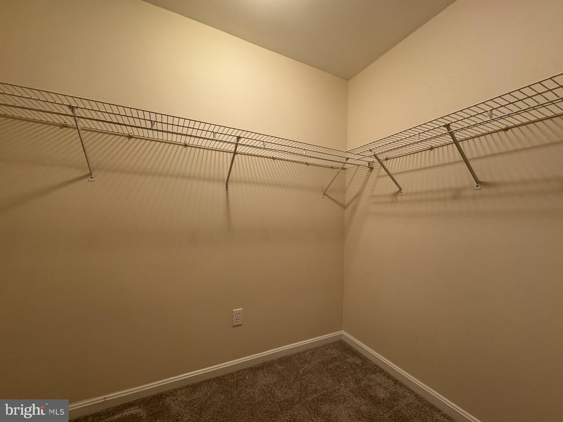 MCNAIR FARMS - Residential Lease