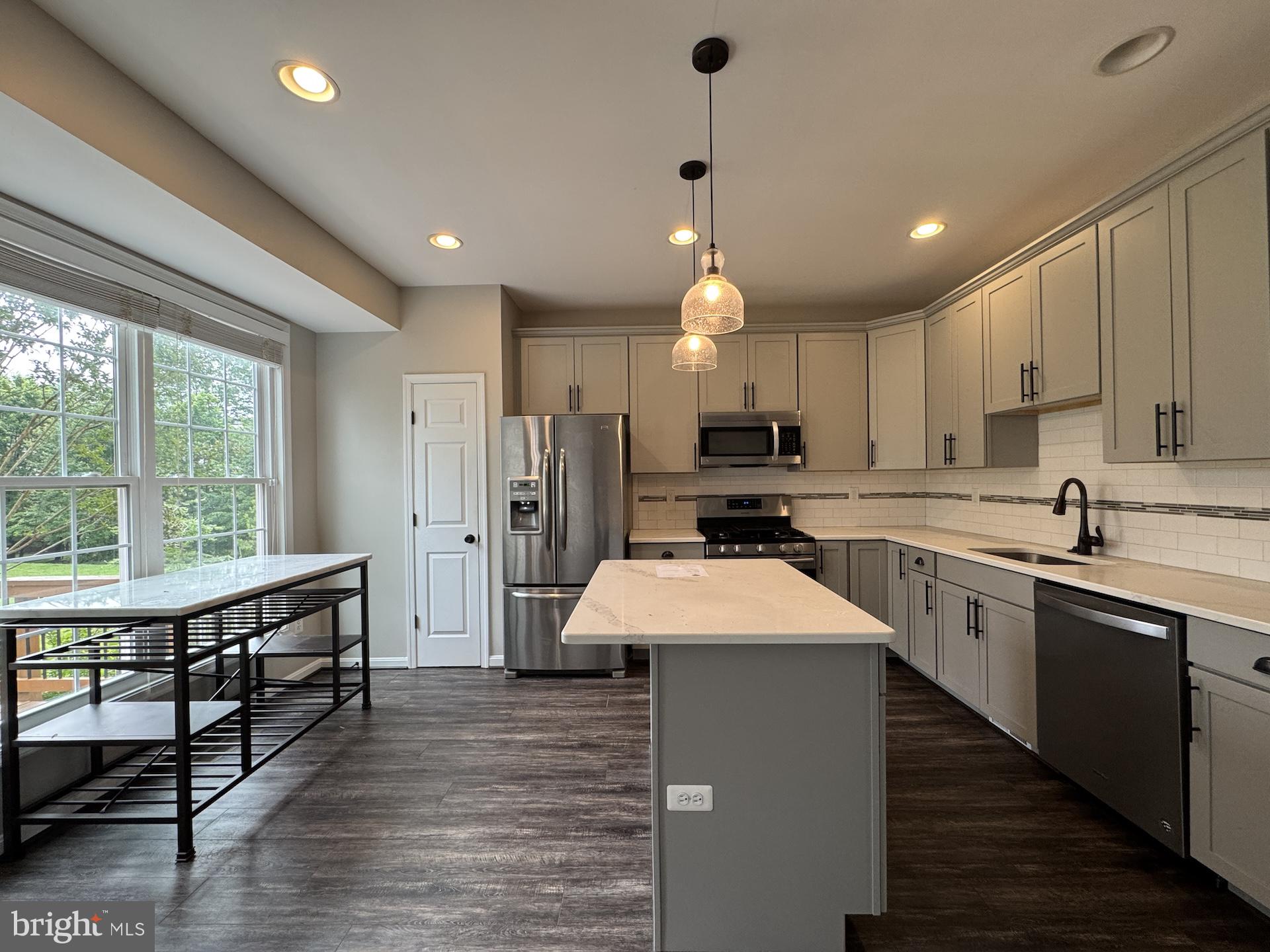 MCNAIR FARMS - Residential Lease