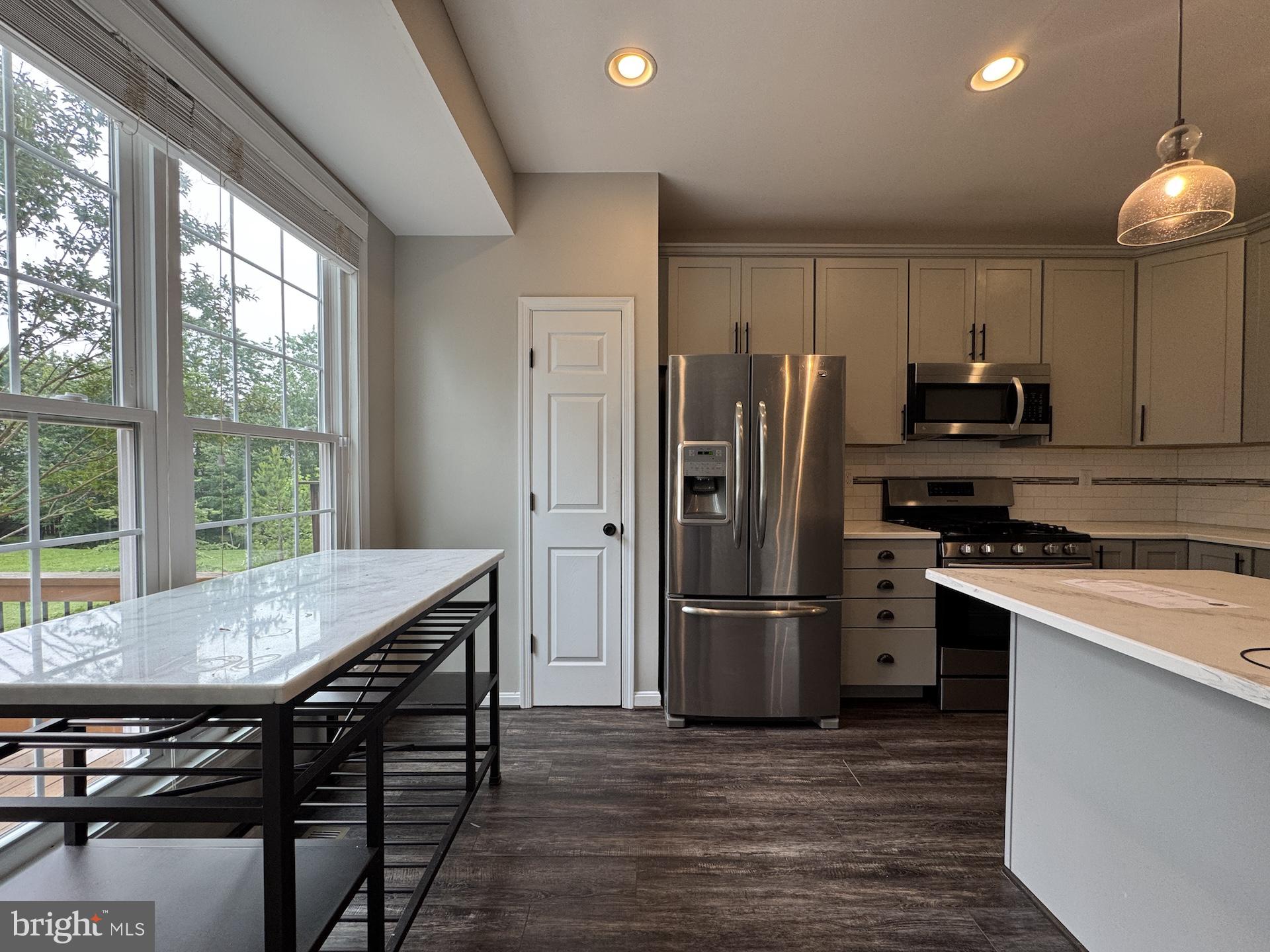 MCNAIR FARMS - Residential Lease