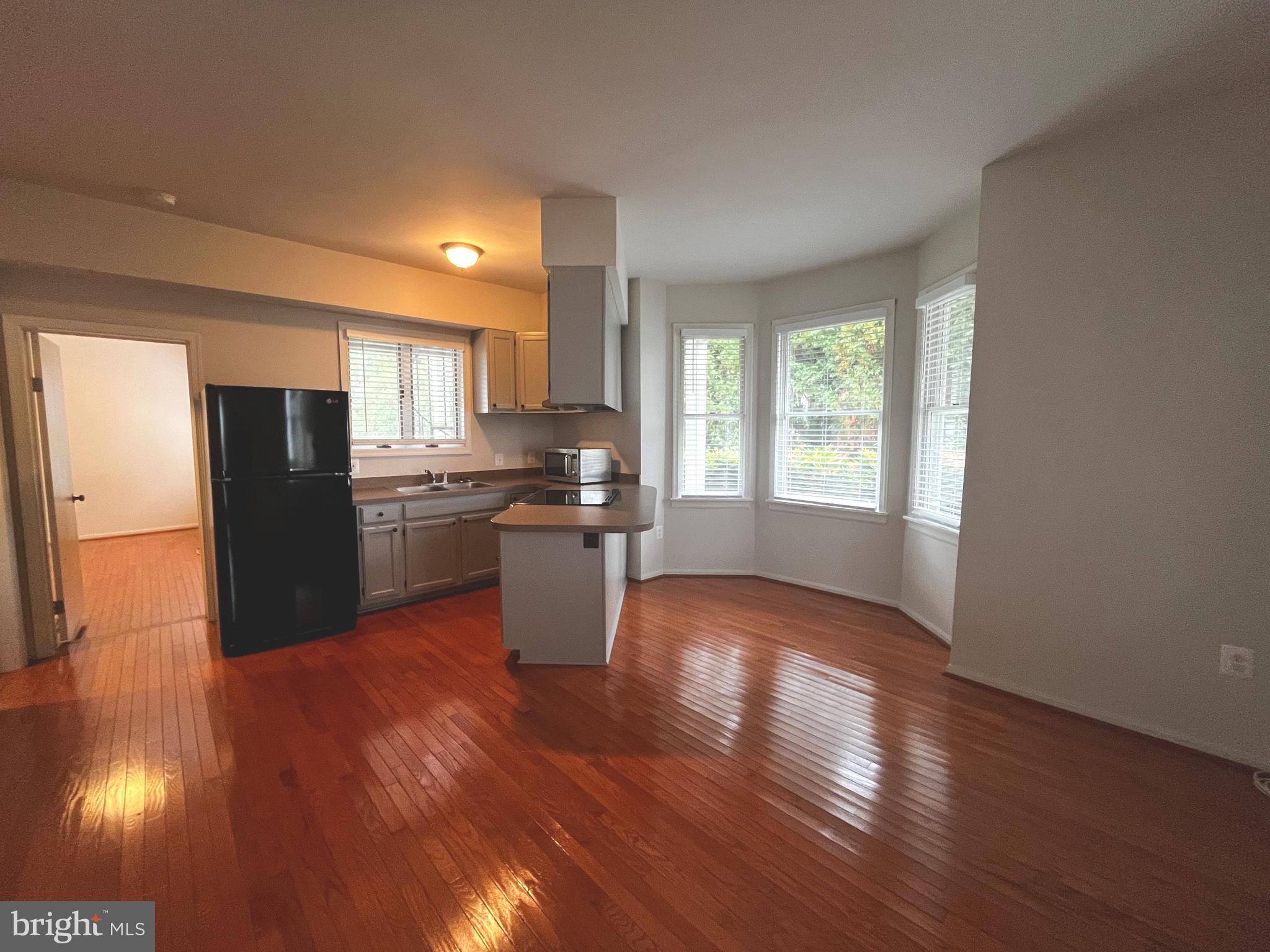 OLD TOWN MANASSAS - Residential Lease