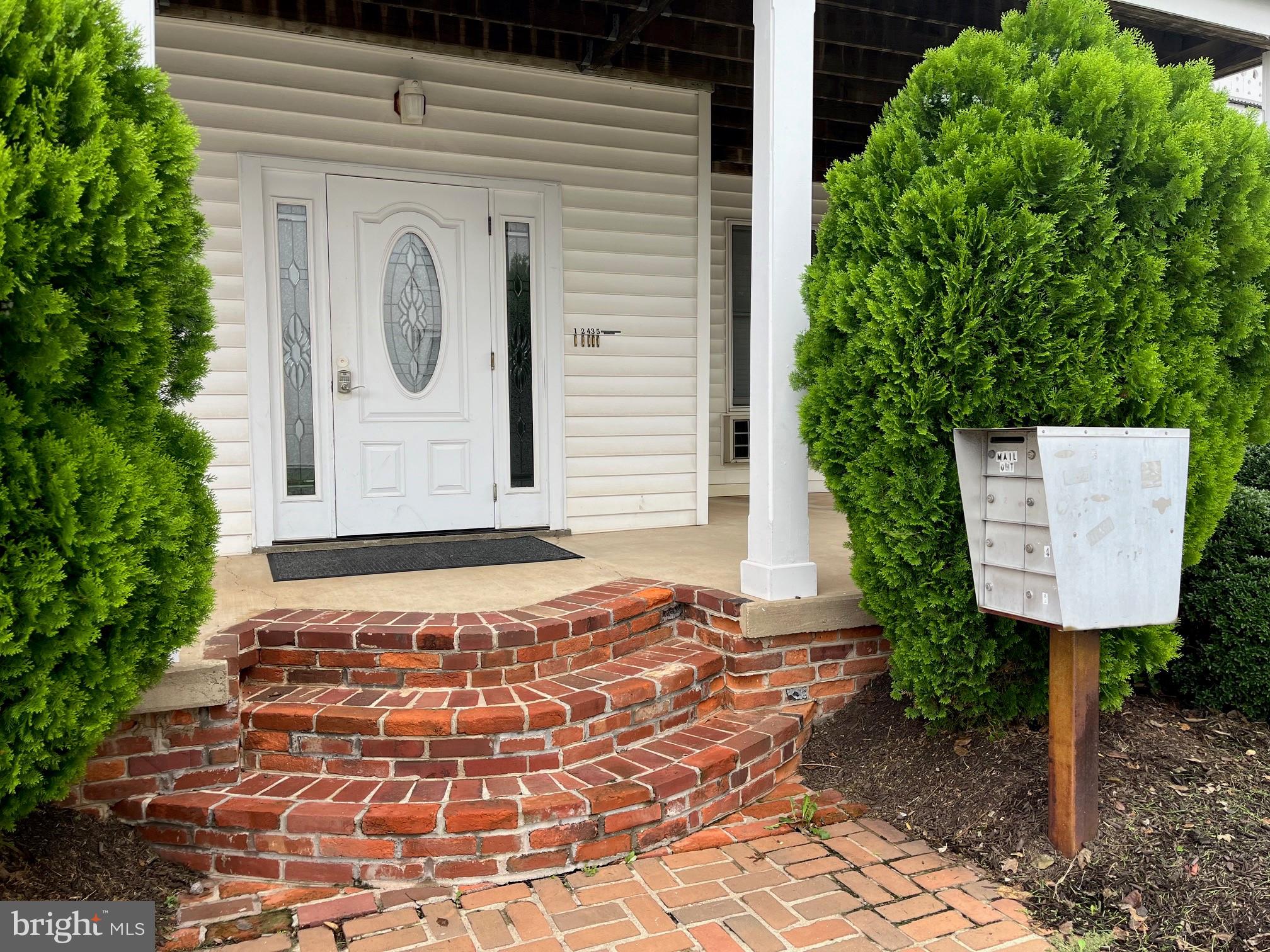OLD TOWN MANASSAS - Residential Lease