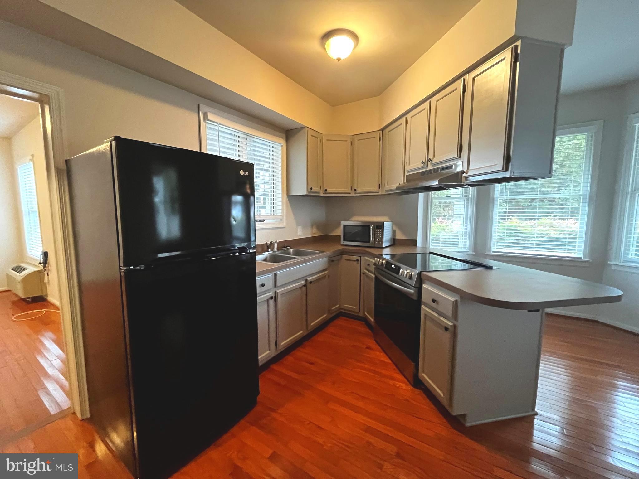 OLD TOWN MANASSAS - Residential Lease