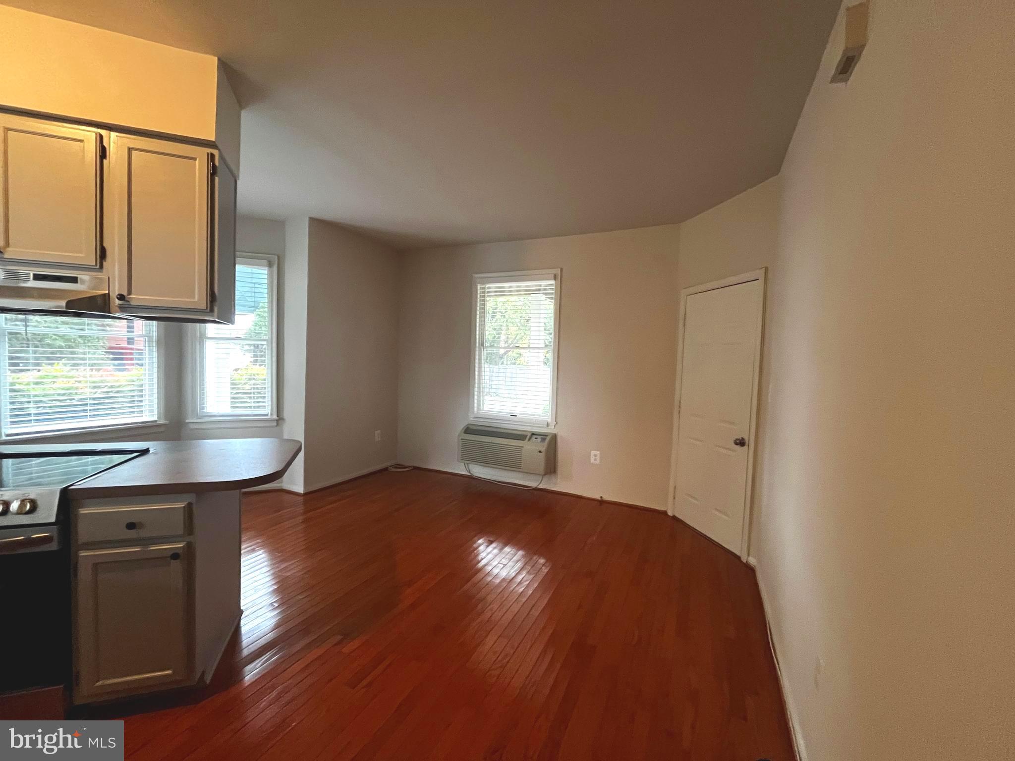 OLD TOWN MANASSAS - Residential Lease