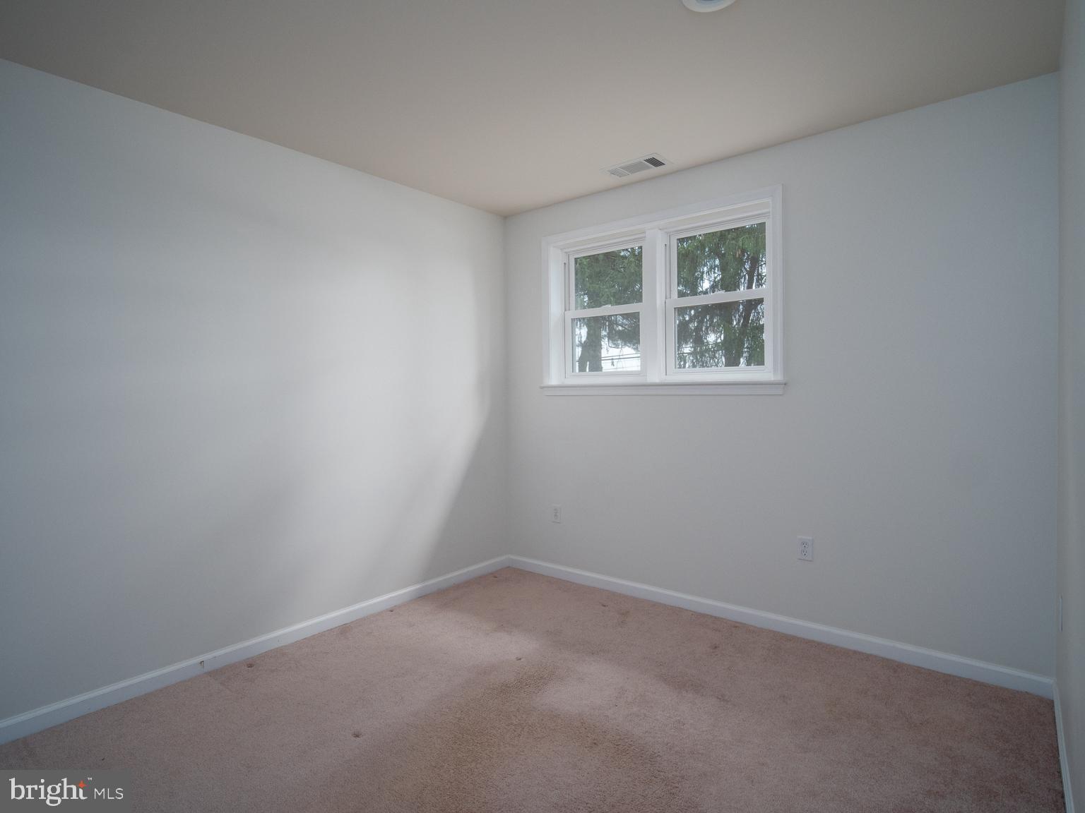 SPRING HILL ESTATES - Residential