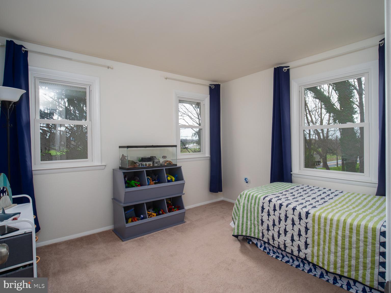 SPRING HILL ESTATES - Residential