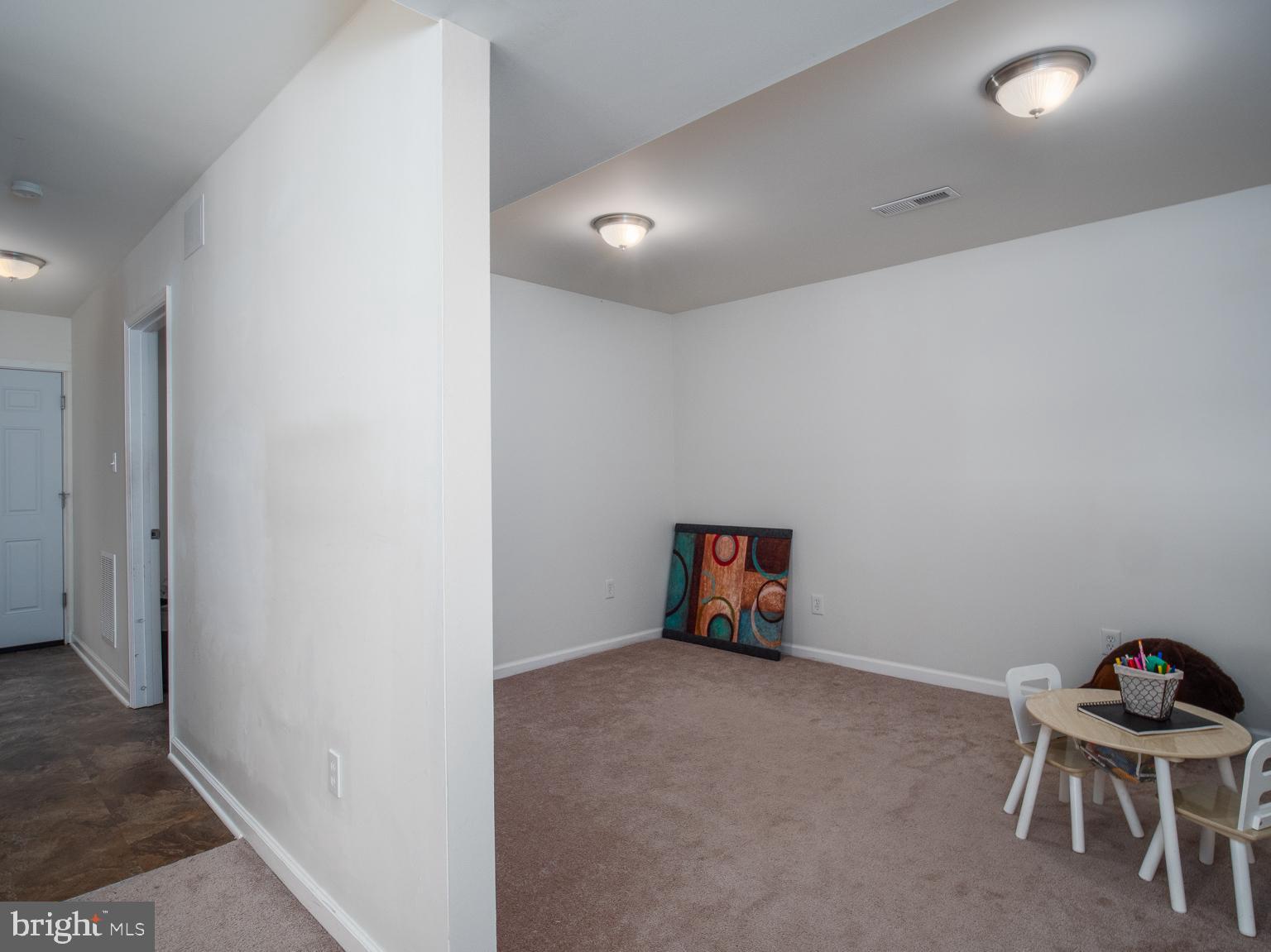 SPRING HILL ESTATES - Residential