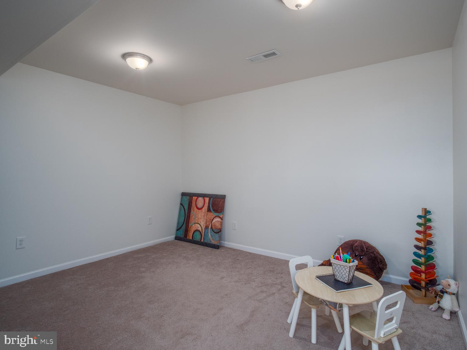 SPRING HILL ESTATES - Residential