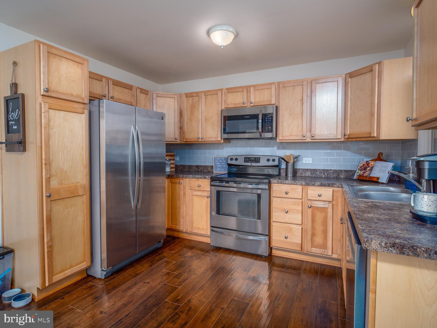 SPRING HILL ESTATES - Residential