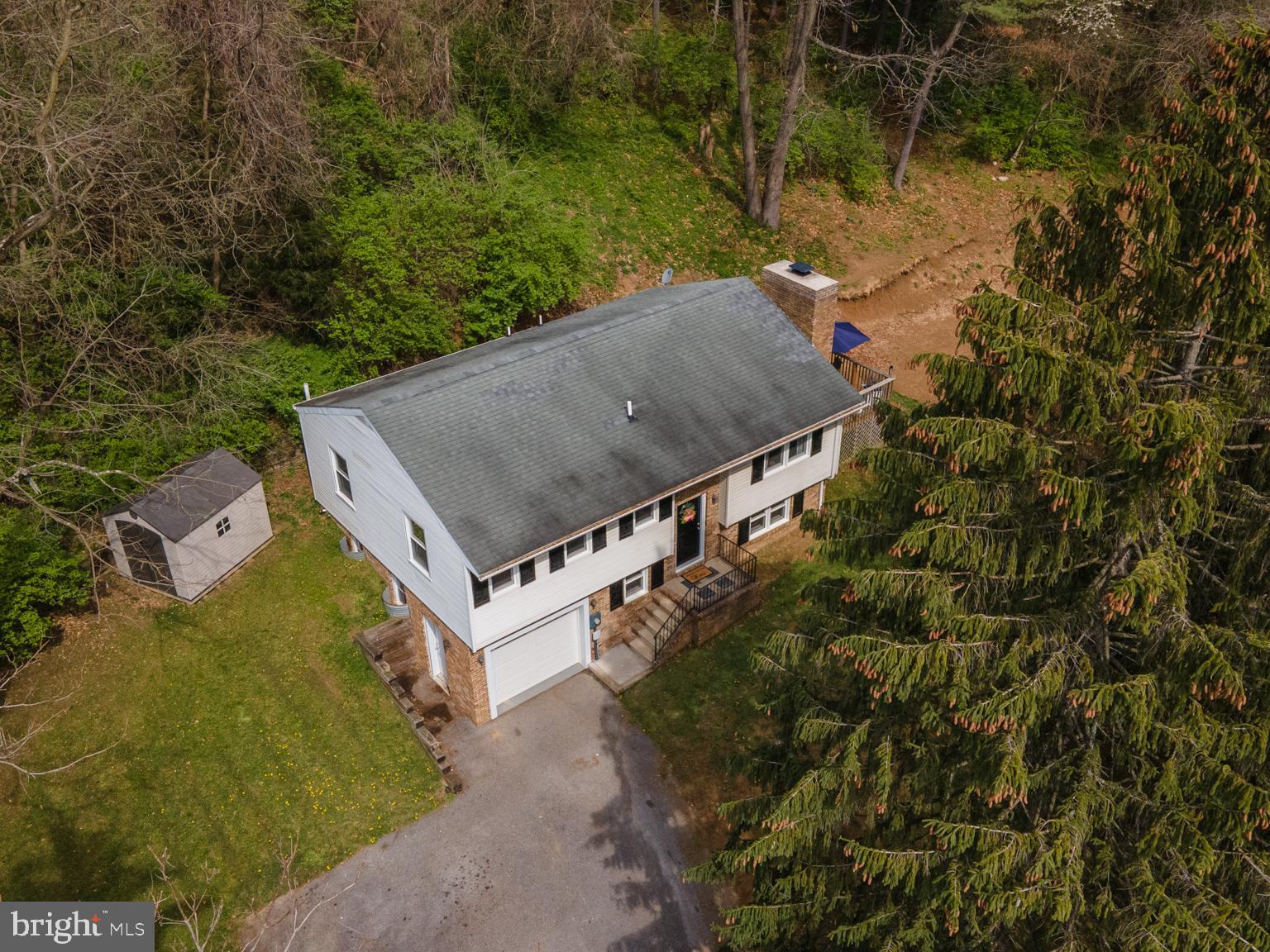 SPRING HILL ESTATES - Residential