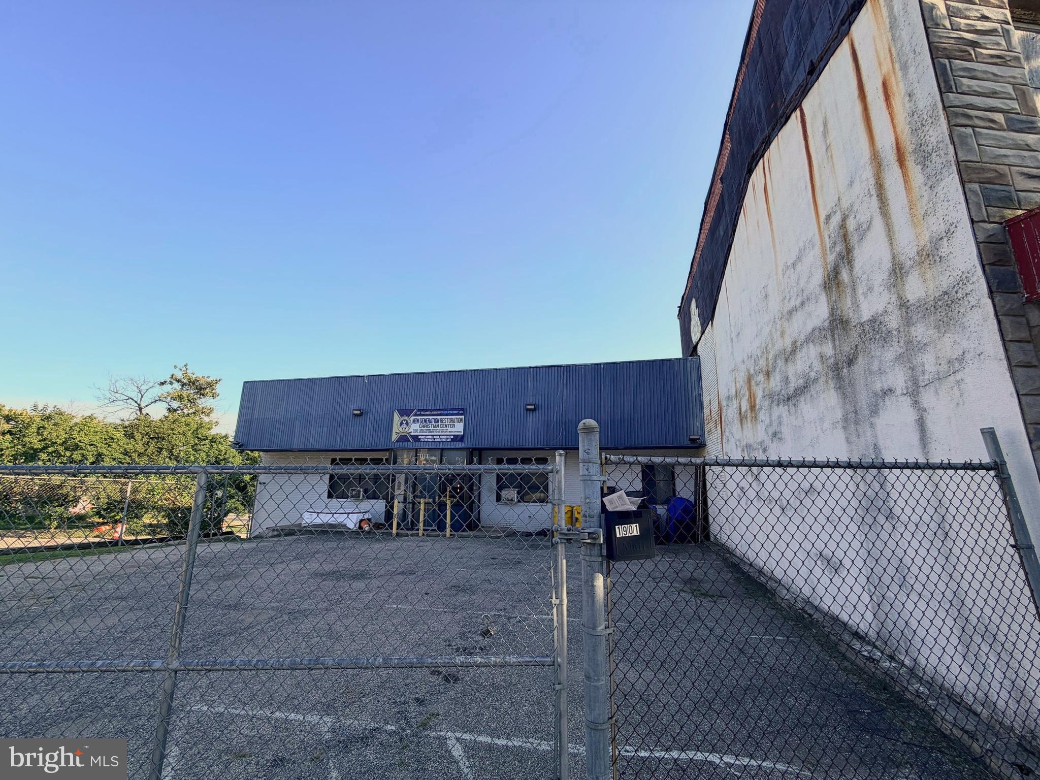 1909 FREDERICK AVENUE