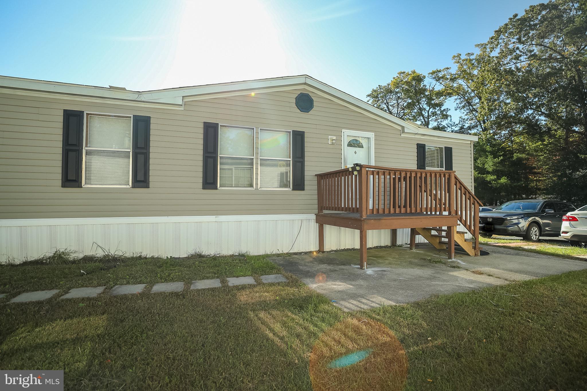 HARFORD MOBILE VILLAGE - Residential