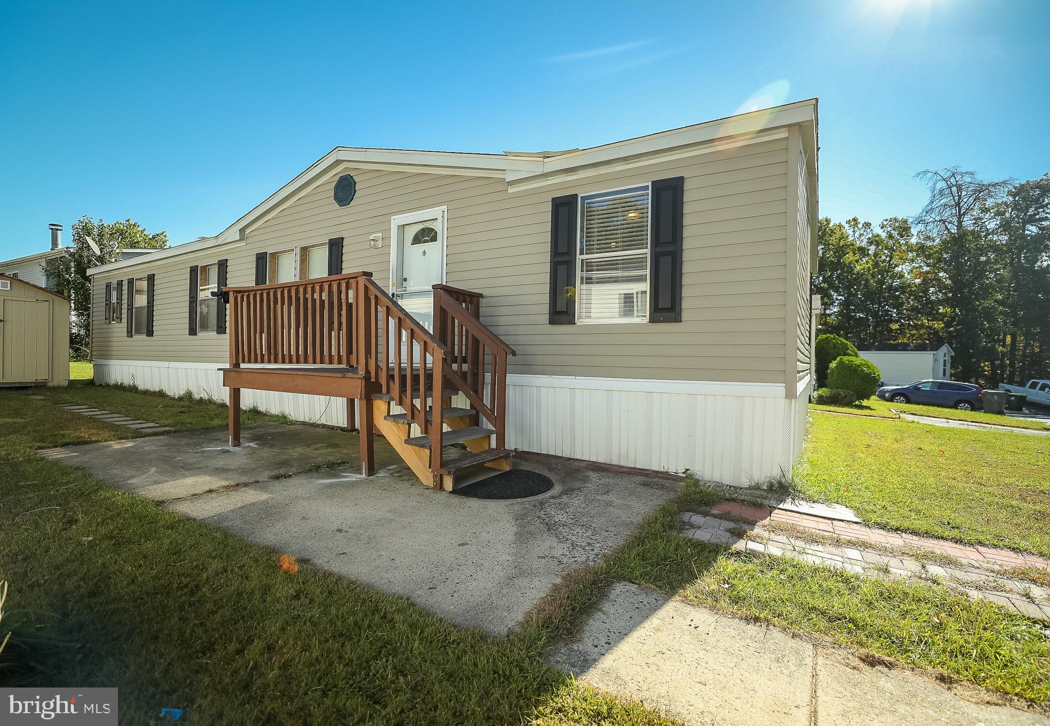 HARFORD MOBILE VILLAGE - Residential