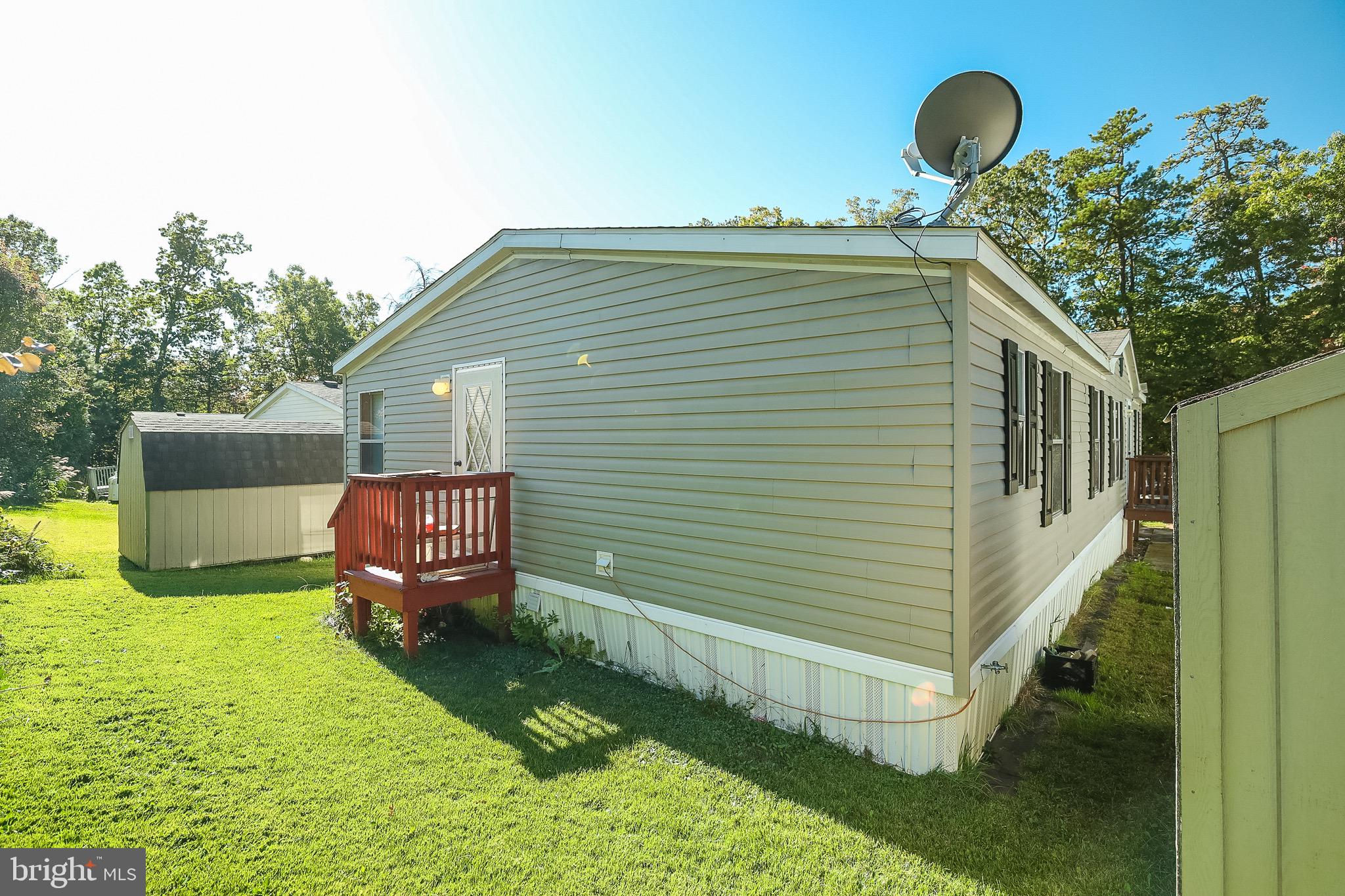 HARFORD MOBILE VILLAGE - Residential