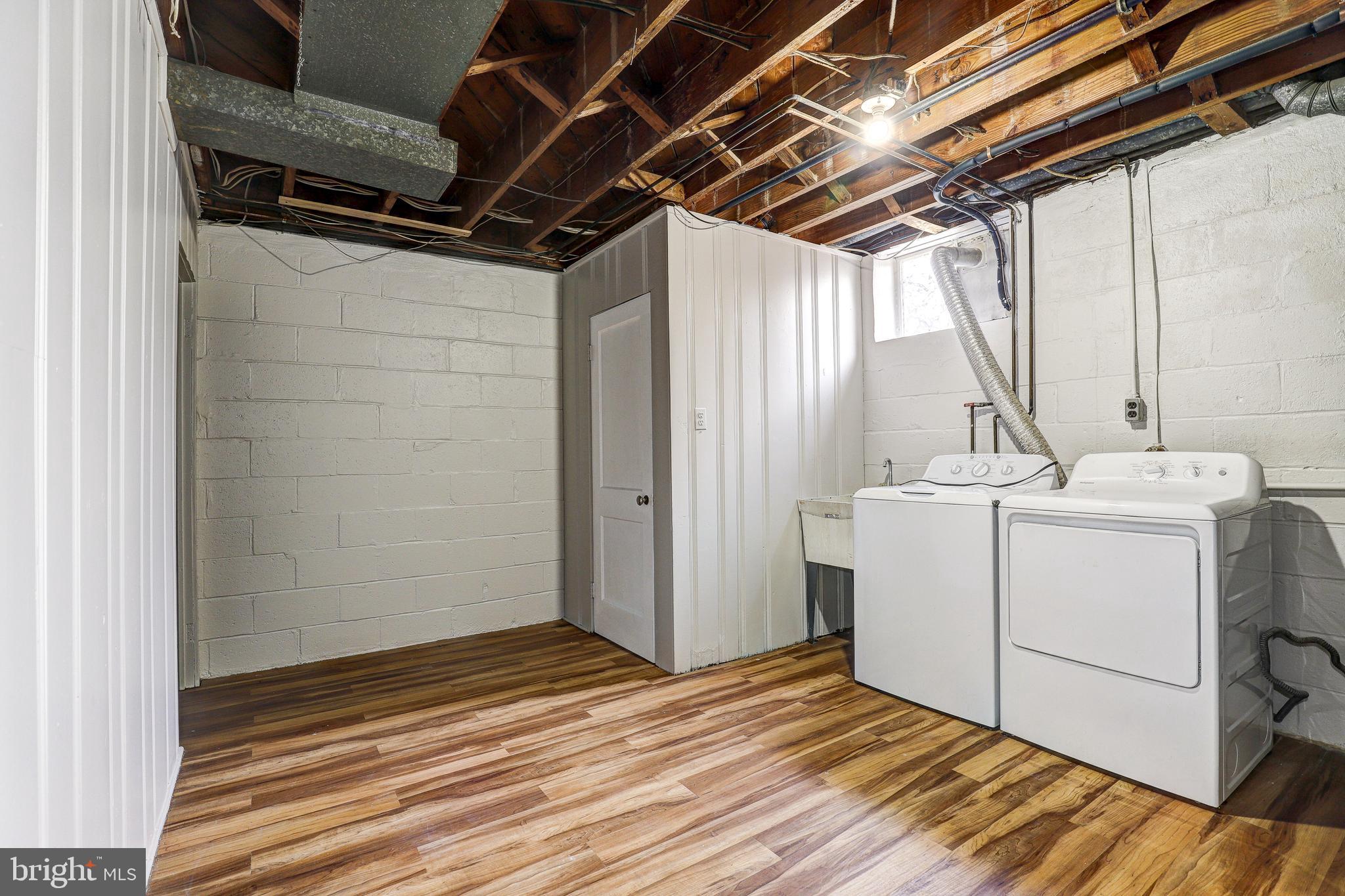 PARKVILLE - Residential