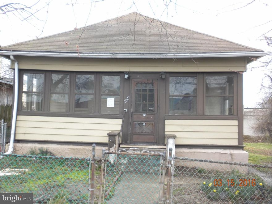 Three bedroom, one bath ranch in Folcroft. This house has an enclosed front porch, and an open rear porch. The lot is a good size, and there is off street parking. The house is in need of TLC. Purchaser is responsible for obtaining any U and O and any certifications needed at buyers cost. Corporate Addendums generated with accepted offer. No sellers disclosure available. Purchaser is responsible for all transfer tax.