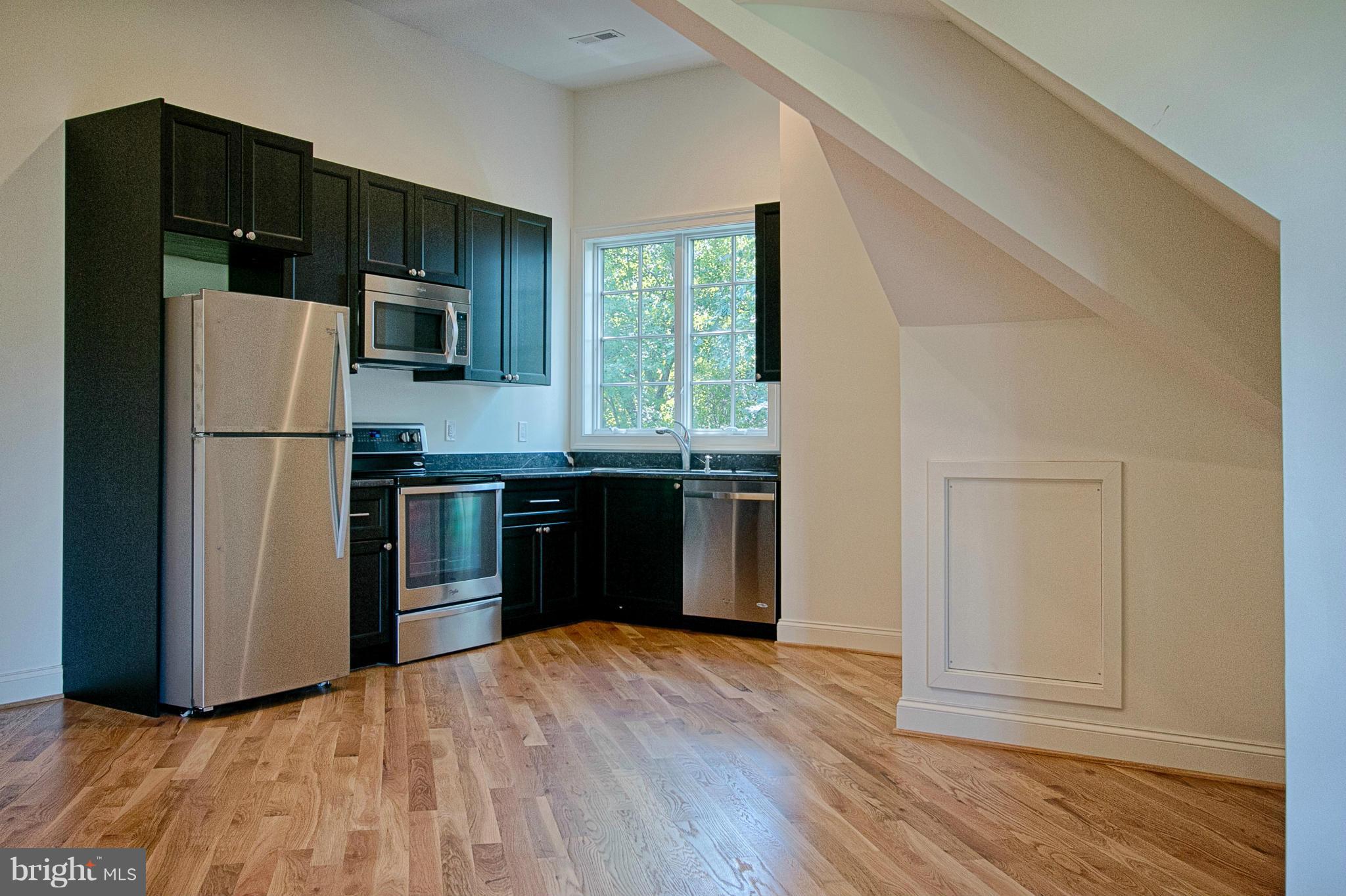 SALONA VILLAGE - Residential