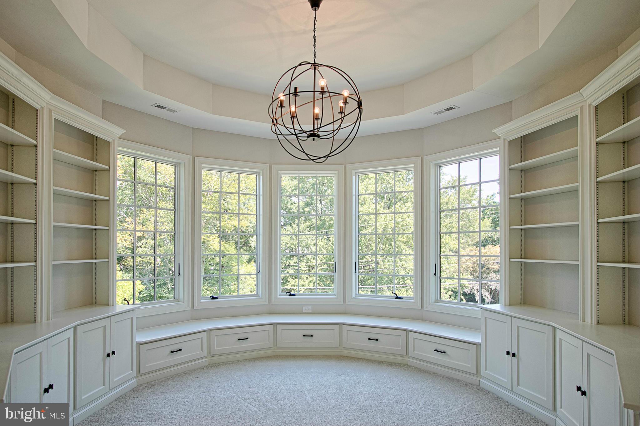 SALONA VILLAGE - Residential