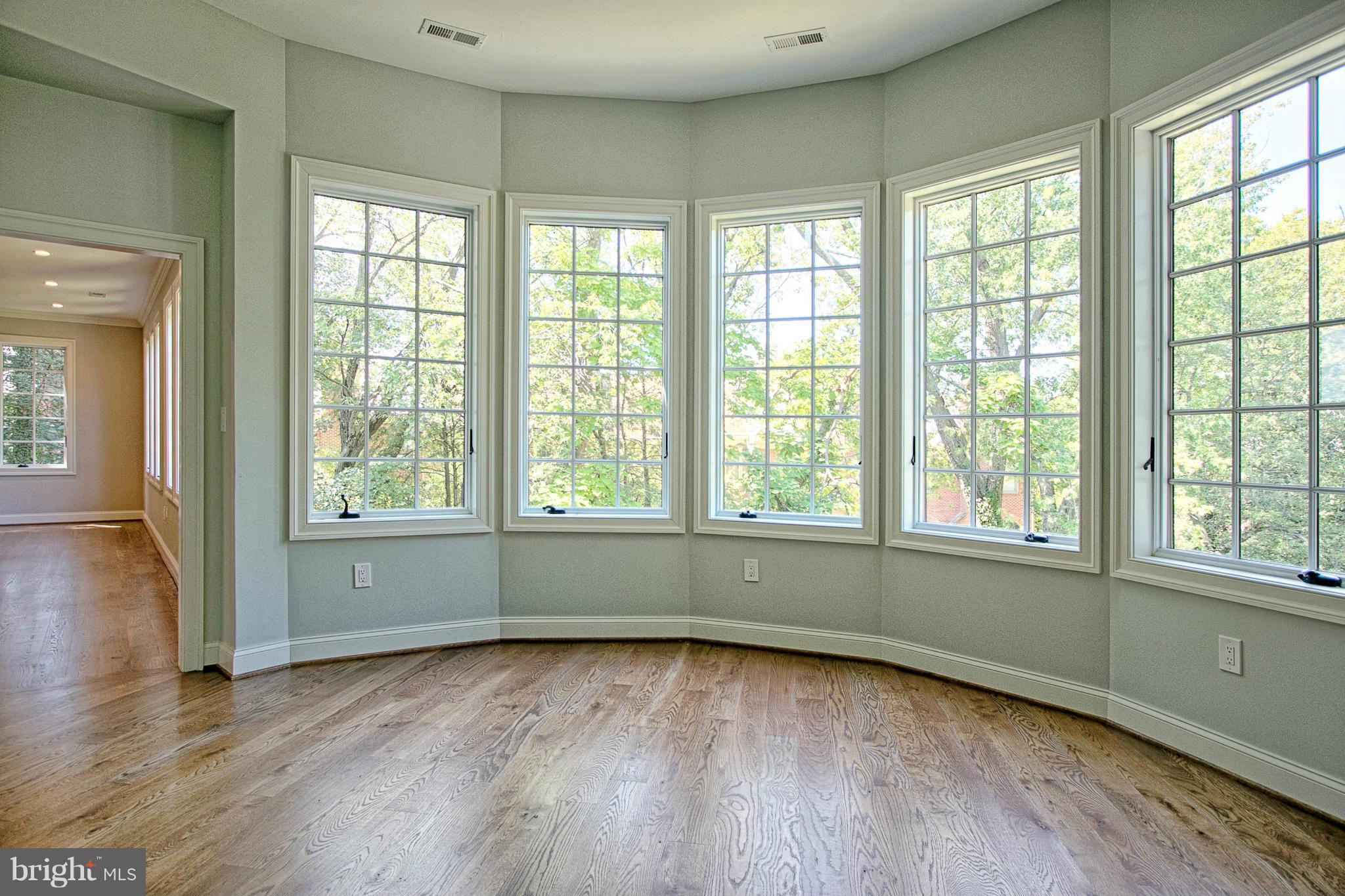 SALONA VILLAGE - Residential