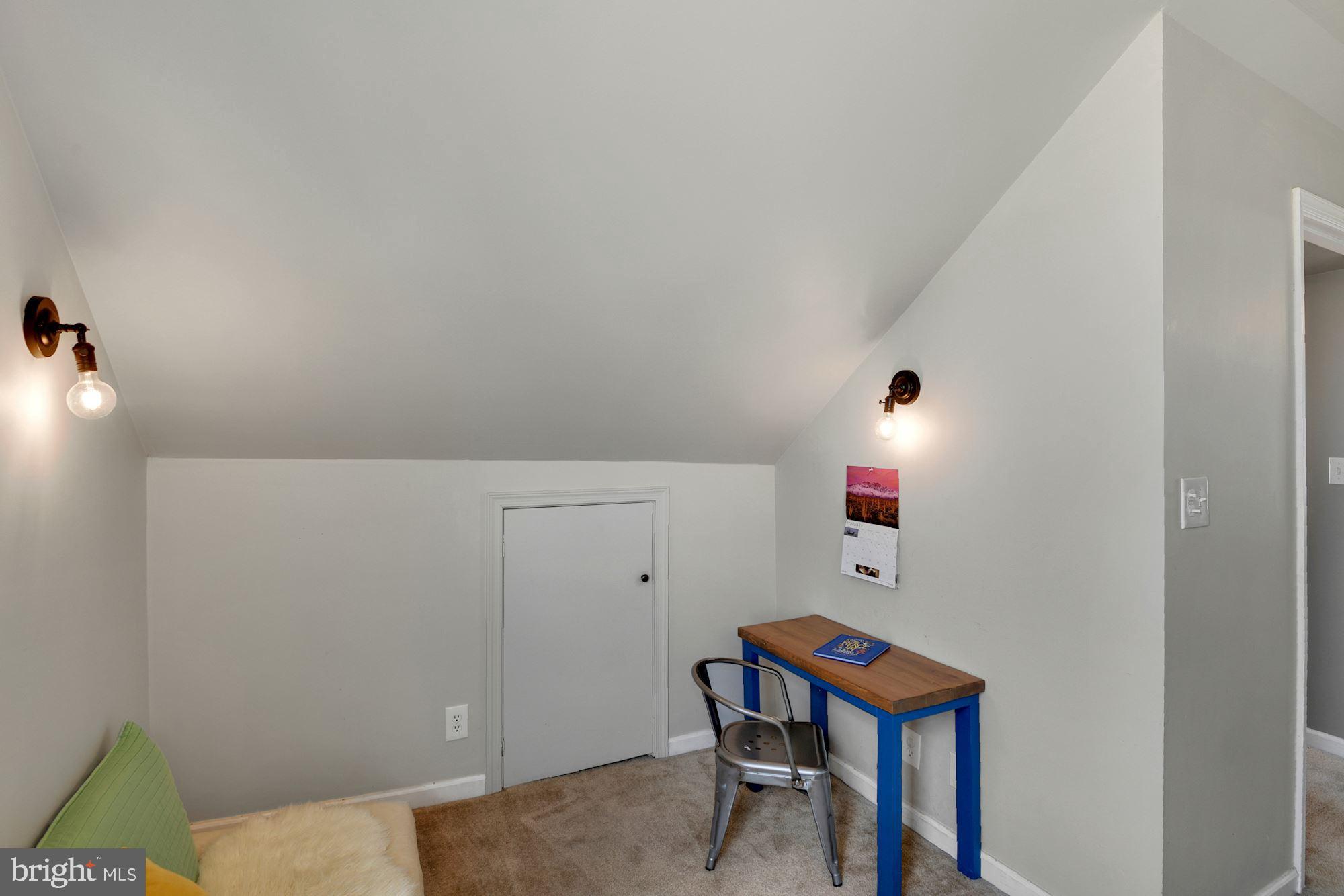 LAUREL - Residential