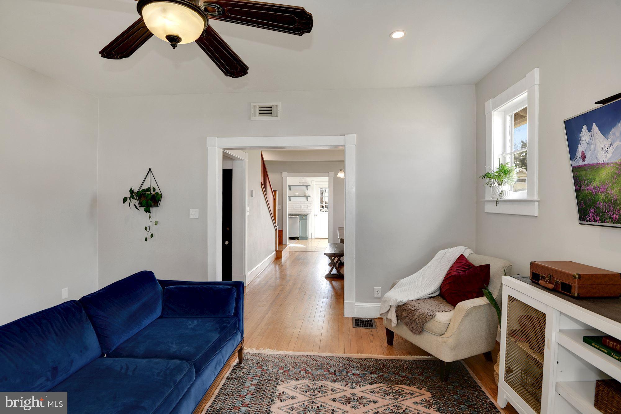 LAUREL - Residential