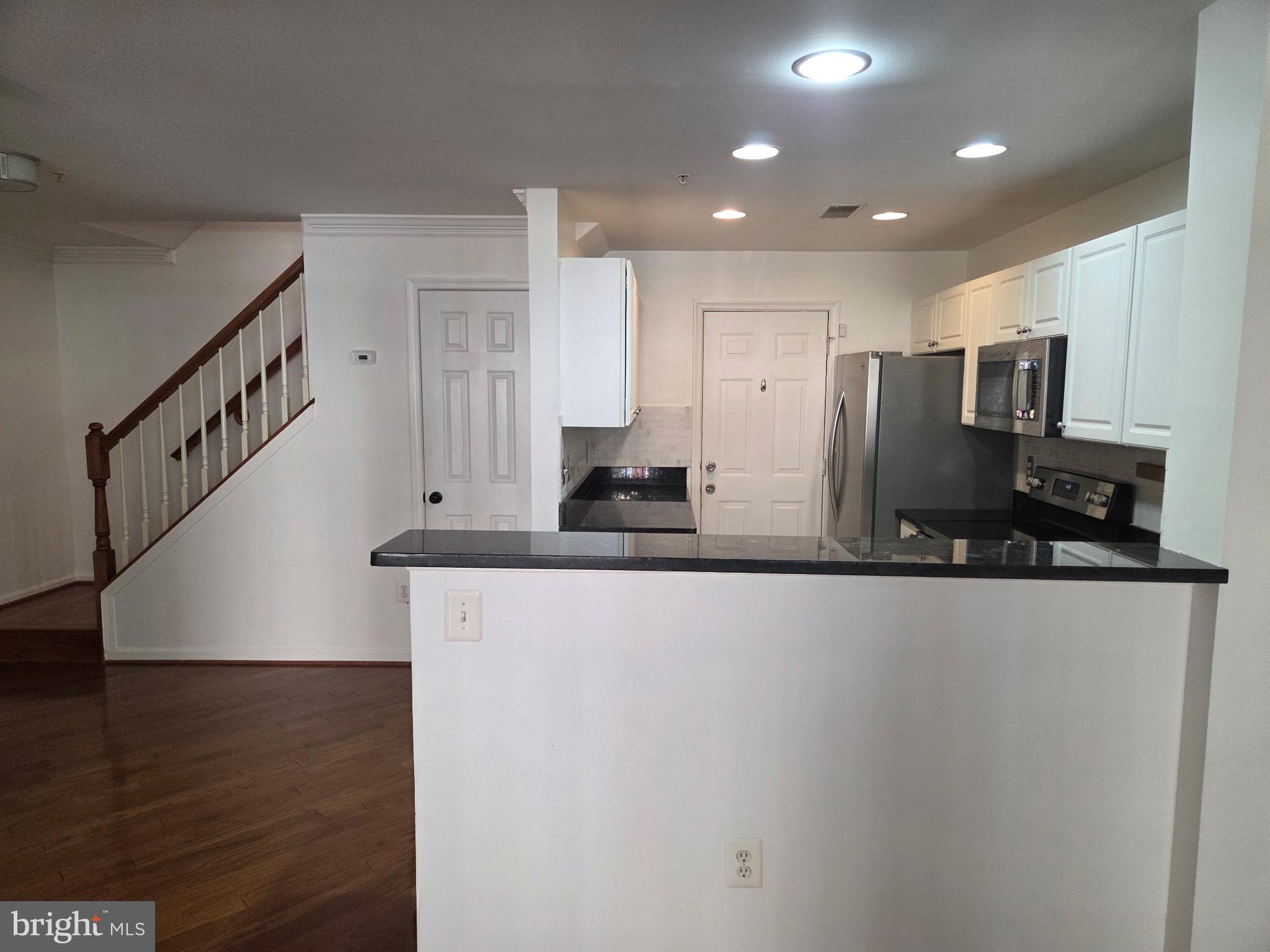 1930 CRESCENT PARK DRIVE 29A