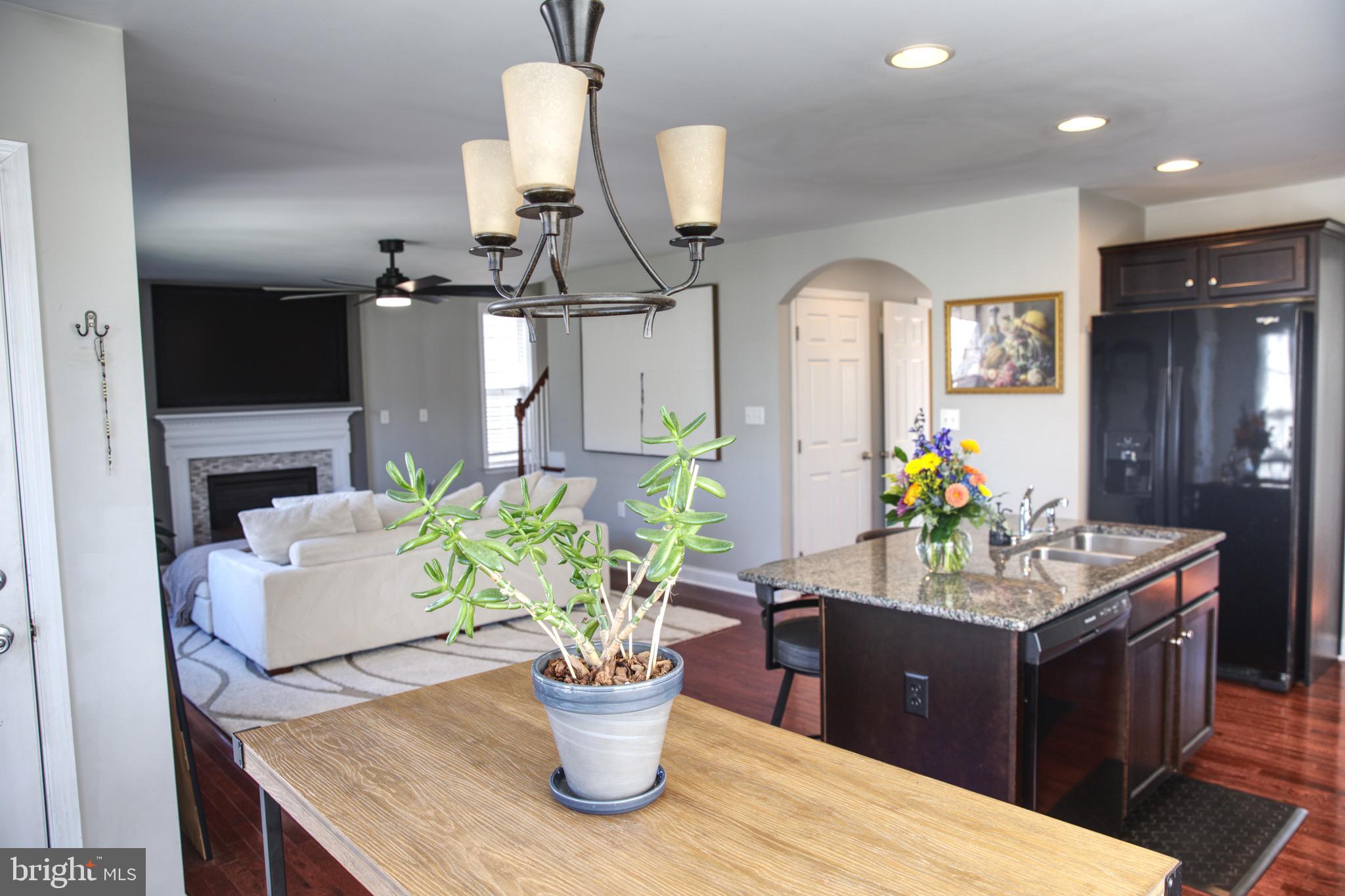 FLORIN HILL - Residential