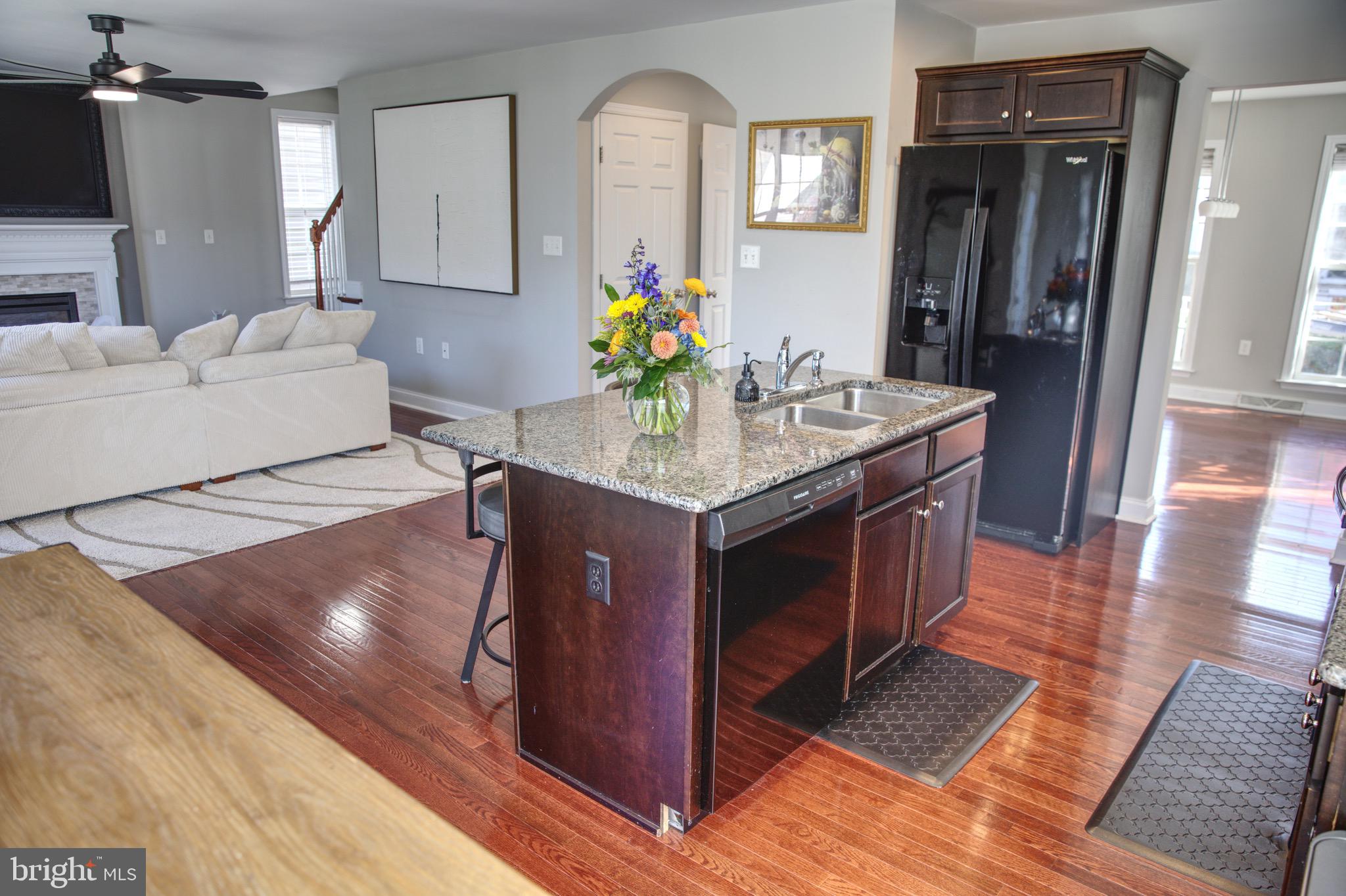 FLORIN HILL - Residential