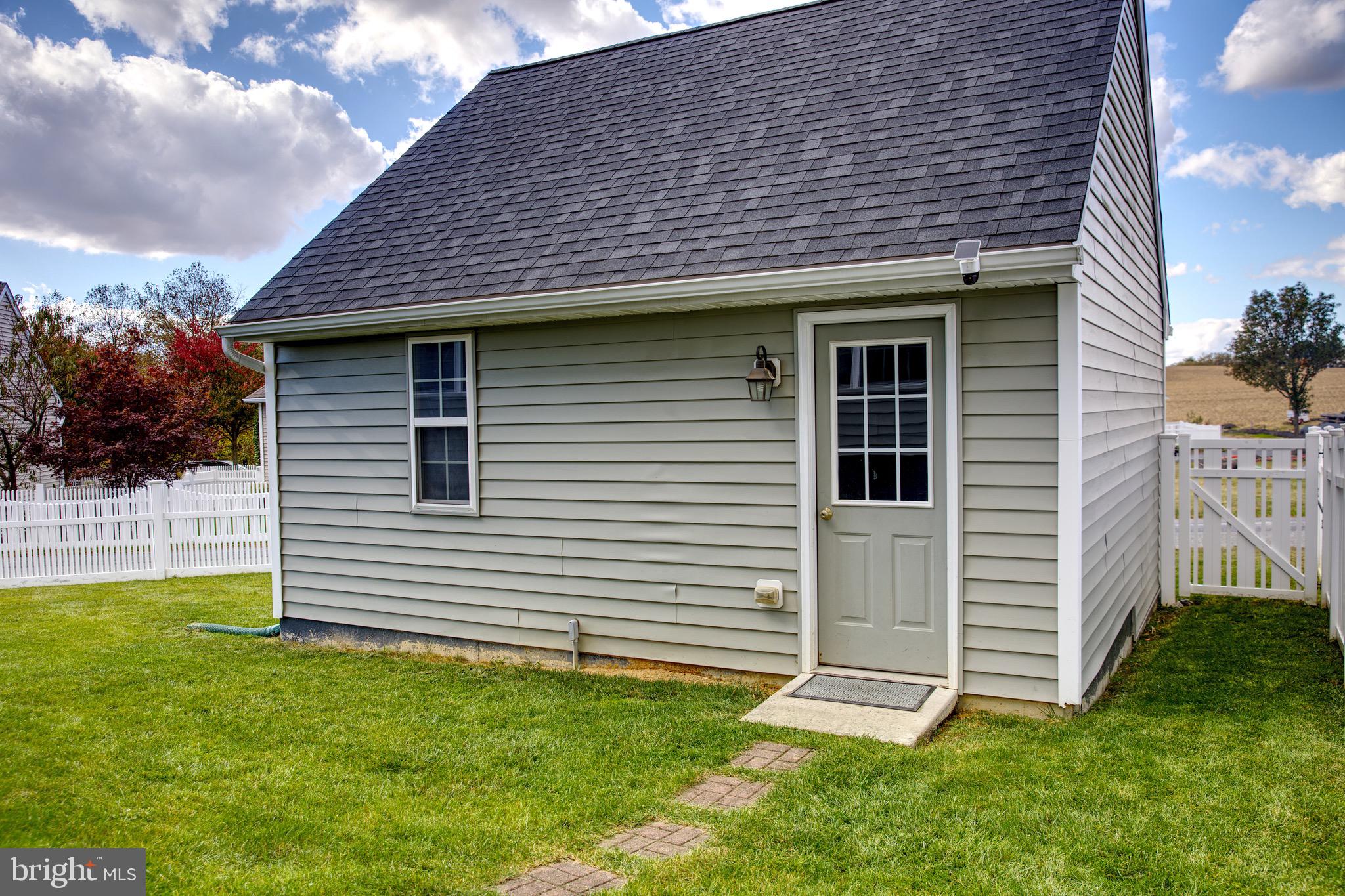 FLORIN HILL - Residential