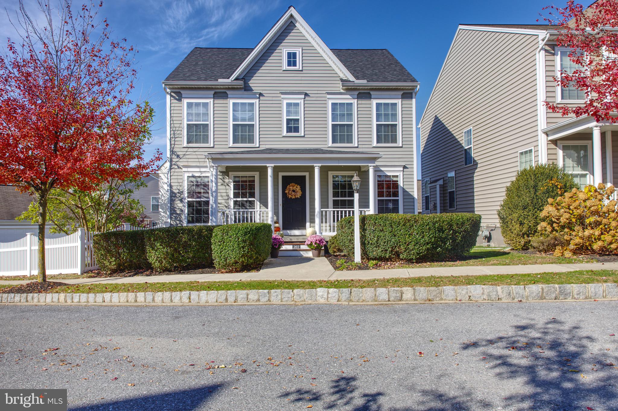 FLORIN HILL - Residential