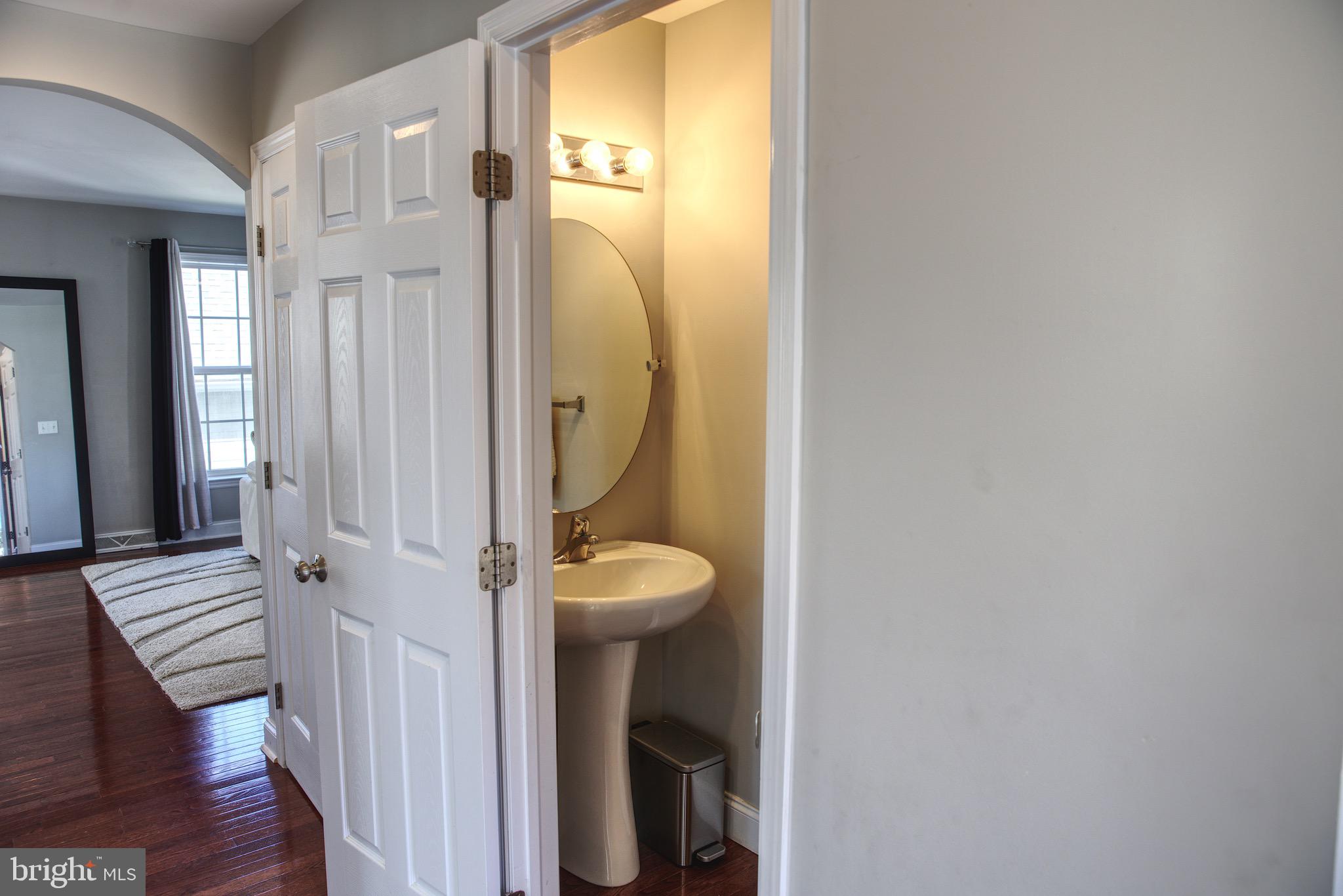 FLORIN HILL - Residential