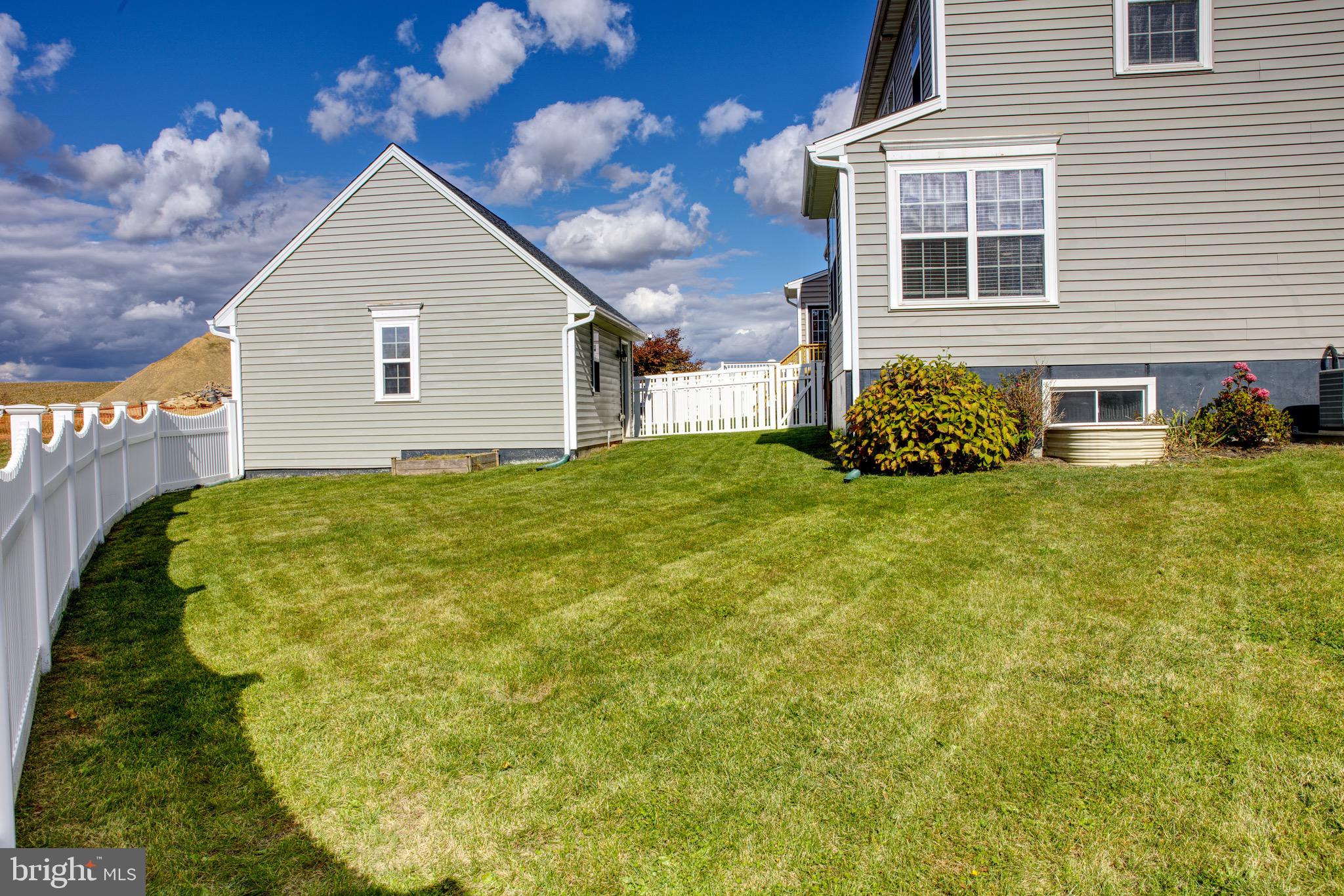 FLORIN HILL - Residential