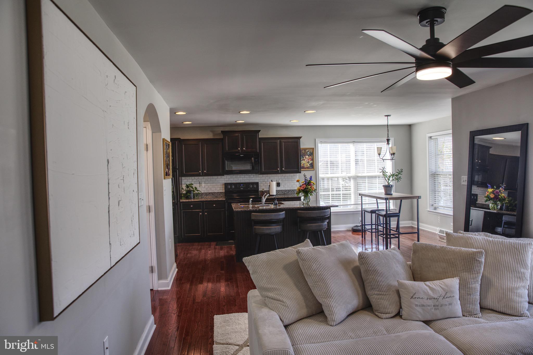 FLORIN HILL - Residential