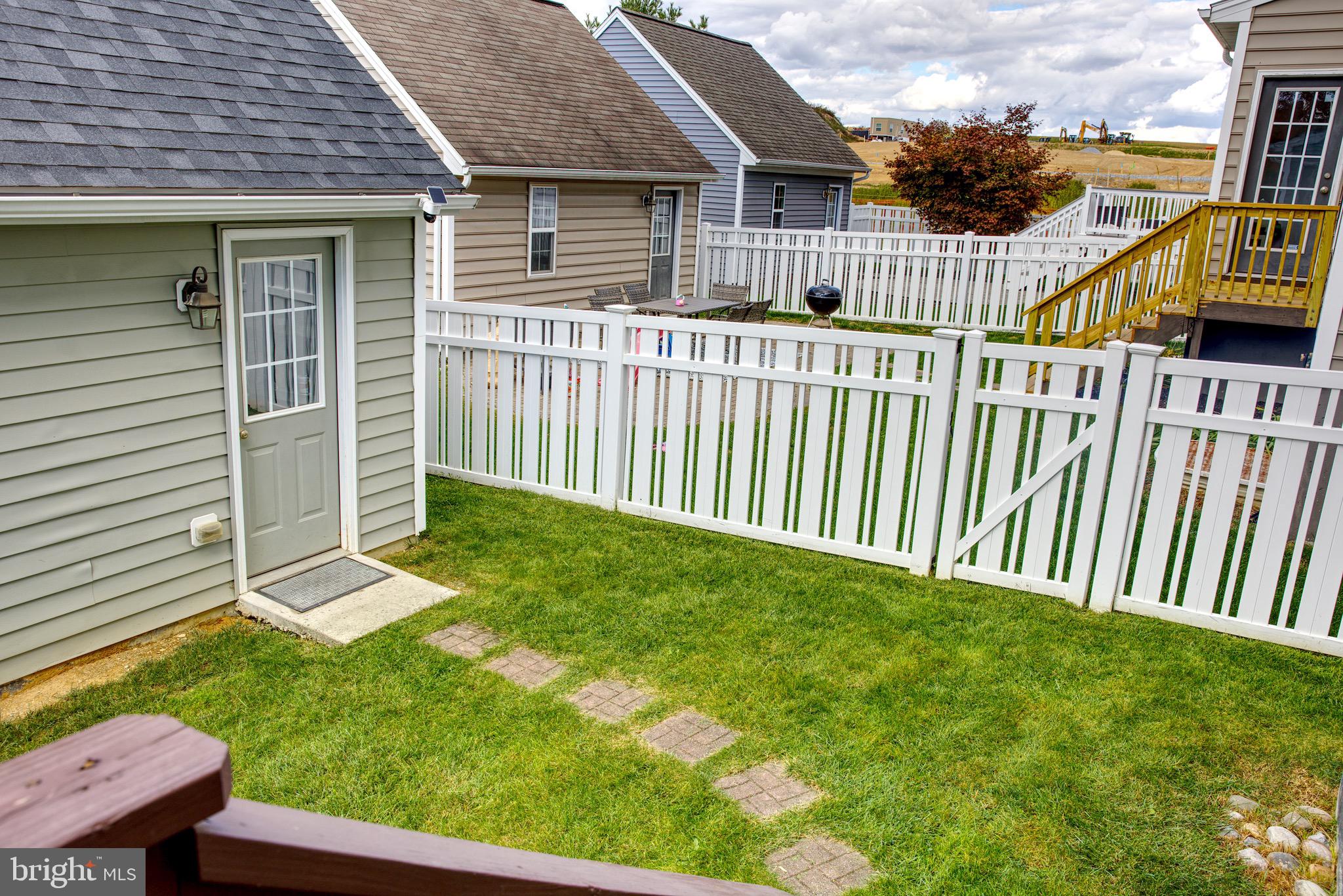 FLORIN HILL - Residential