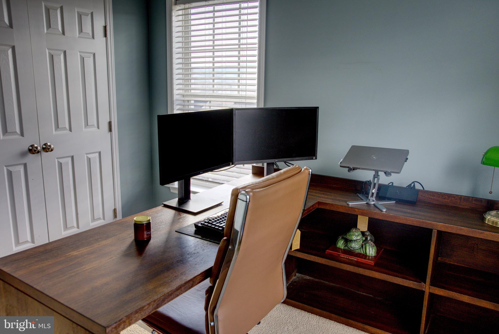 FLORIN HILL - Residential