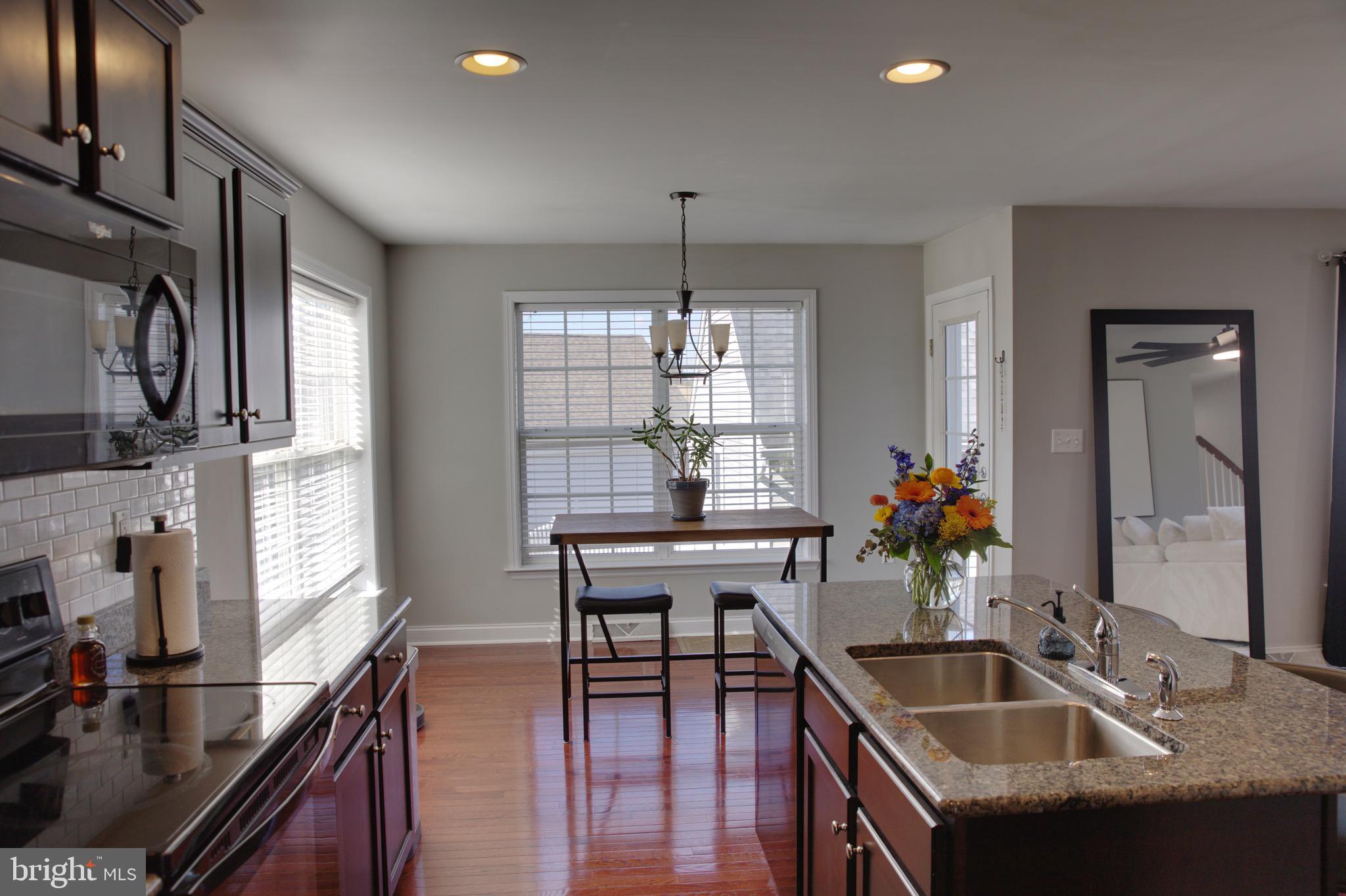 FLORIN HILL - Residential