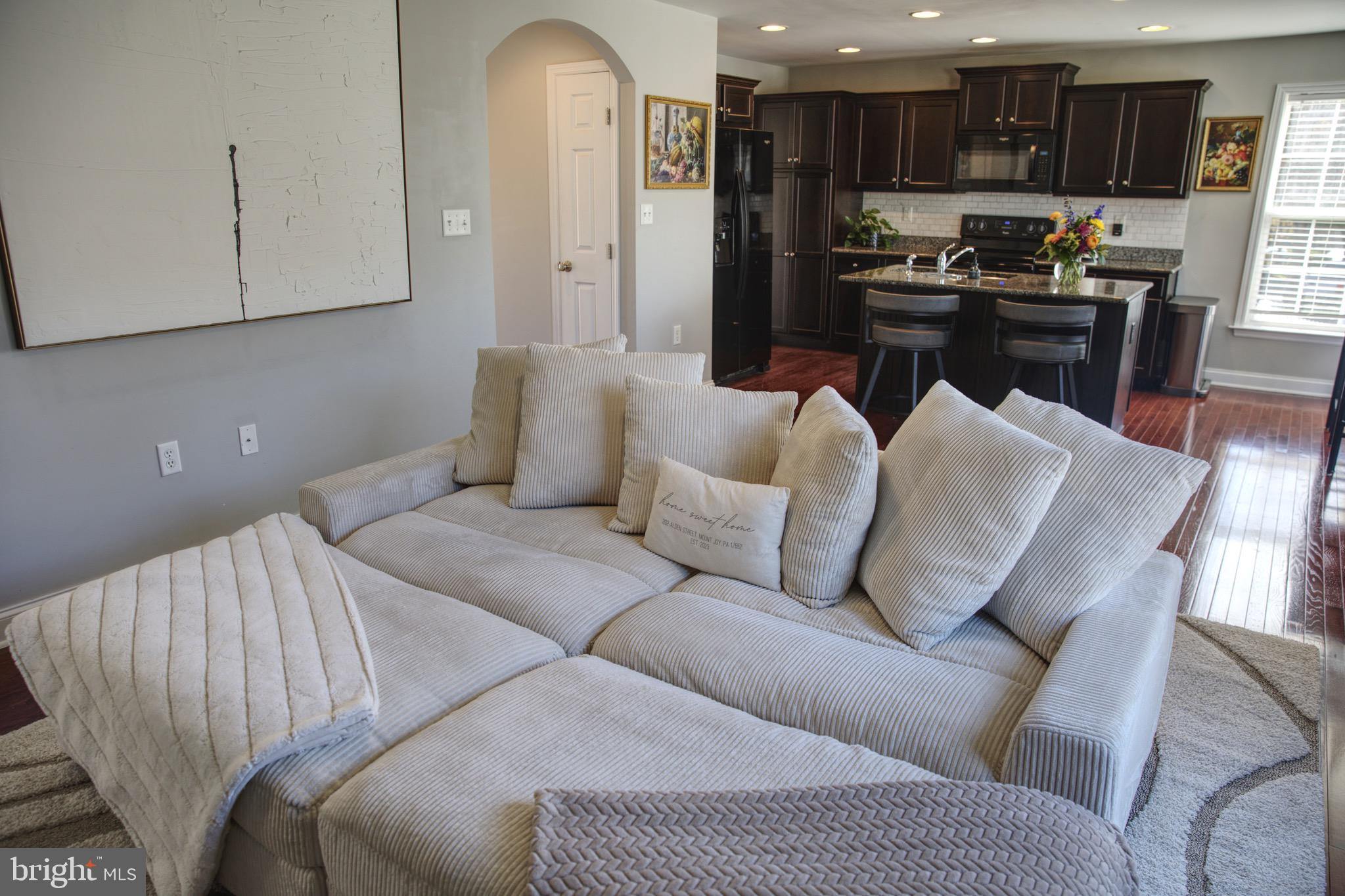 FLORIN HILL - Residential