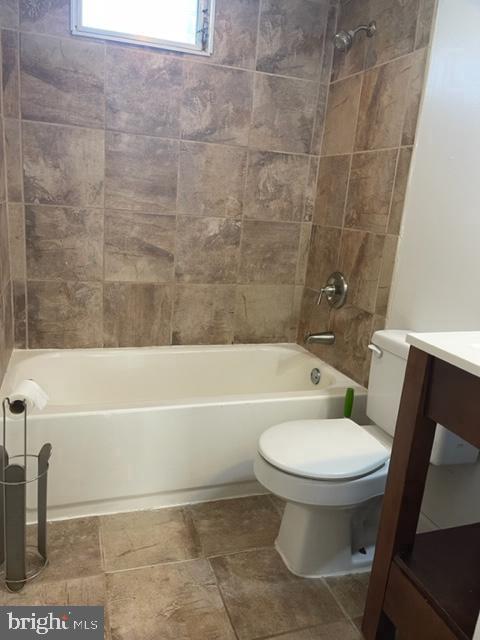 2235 S CLARION STREET