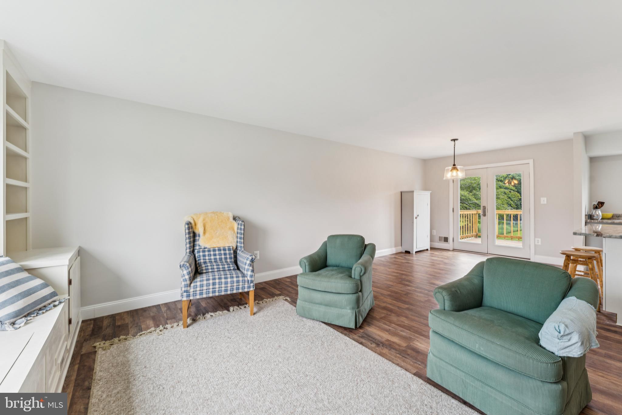 LAZY ACRES - Residential