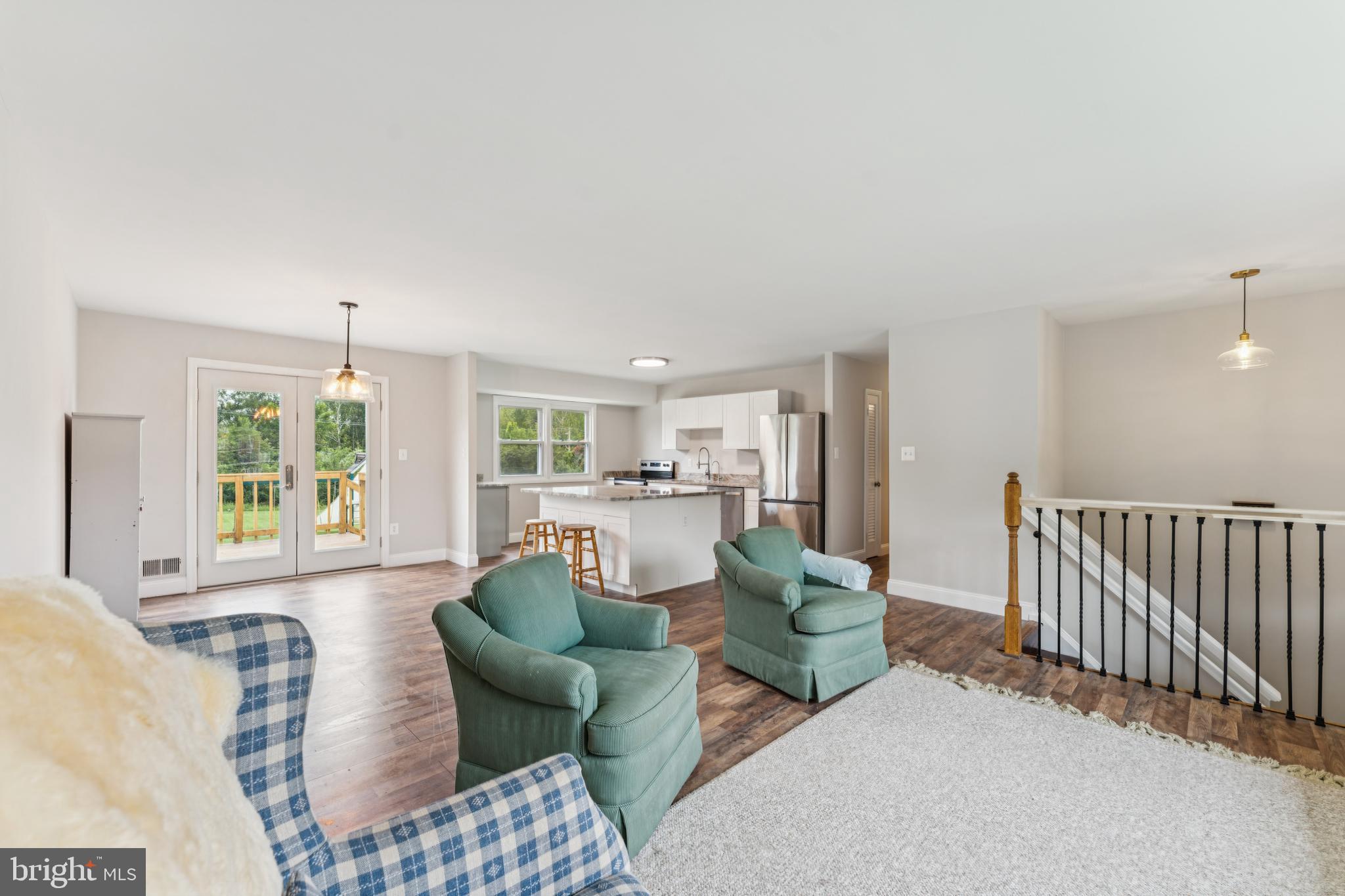 LAZY ACRES - Residential