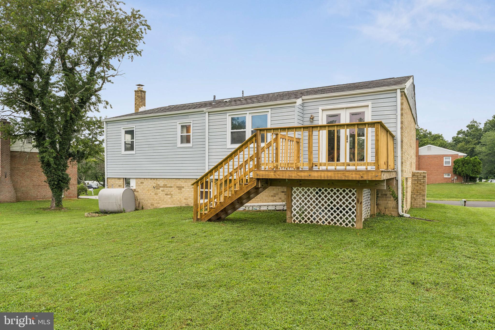 LAZY ACRES - Residential