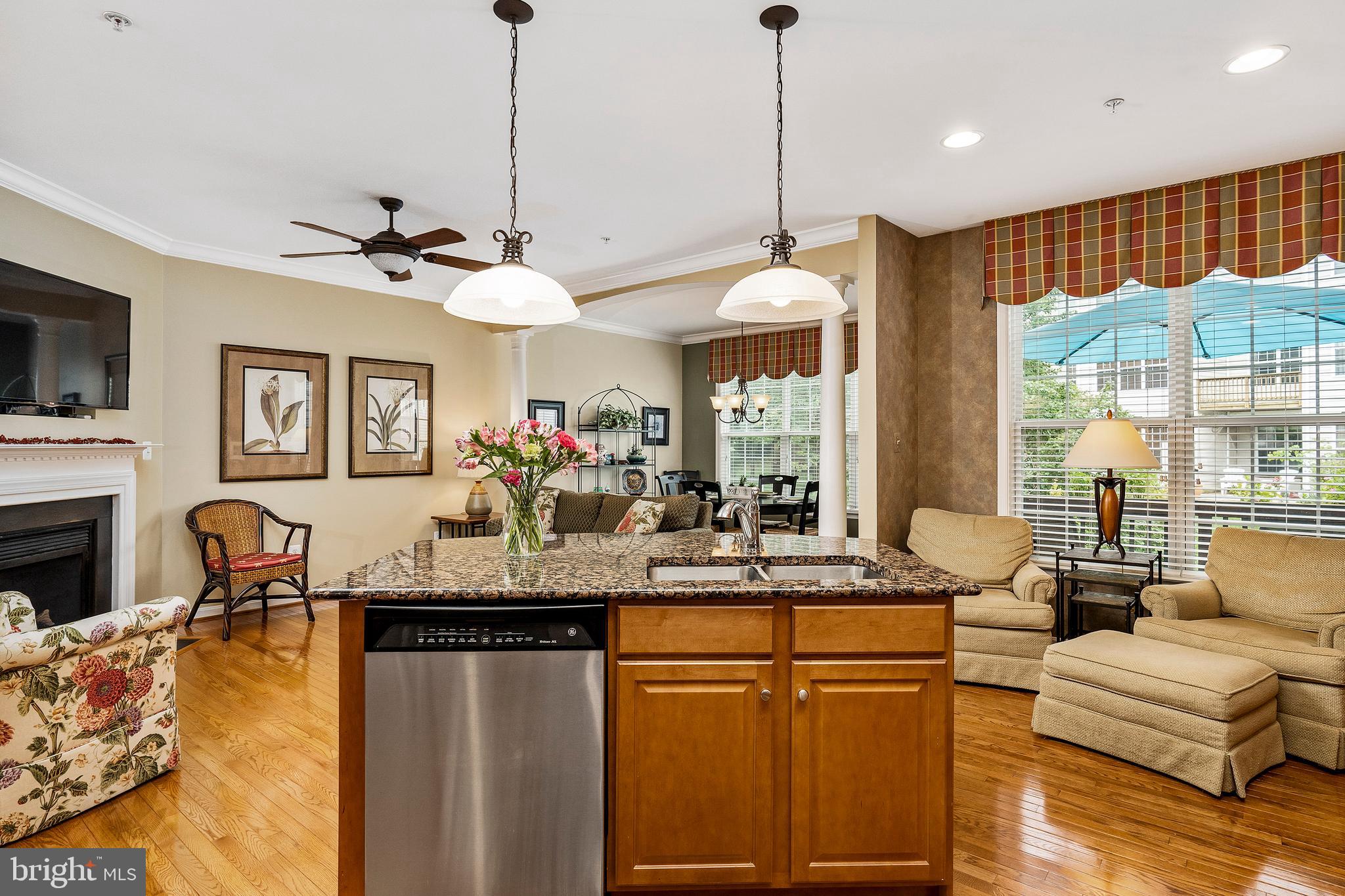 SOUTH RIVER COLONY - Residential