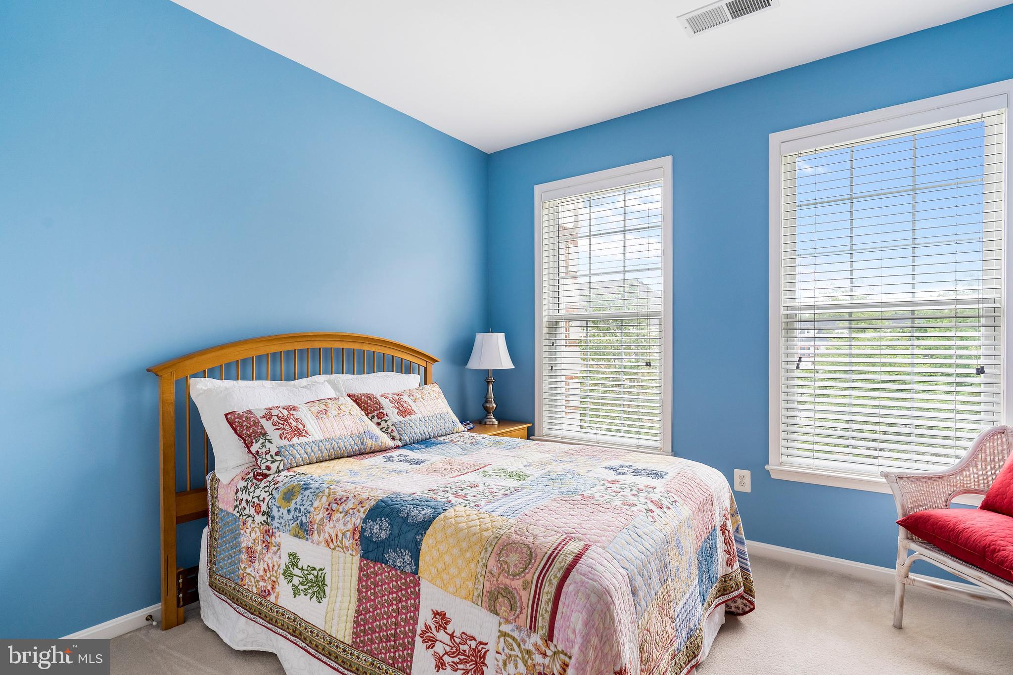 SOUTH RIVER COLONY - Residential