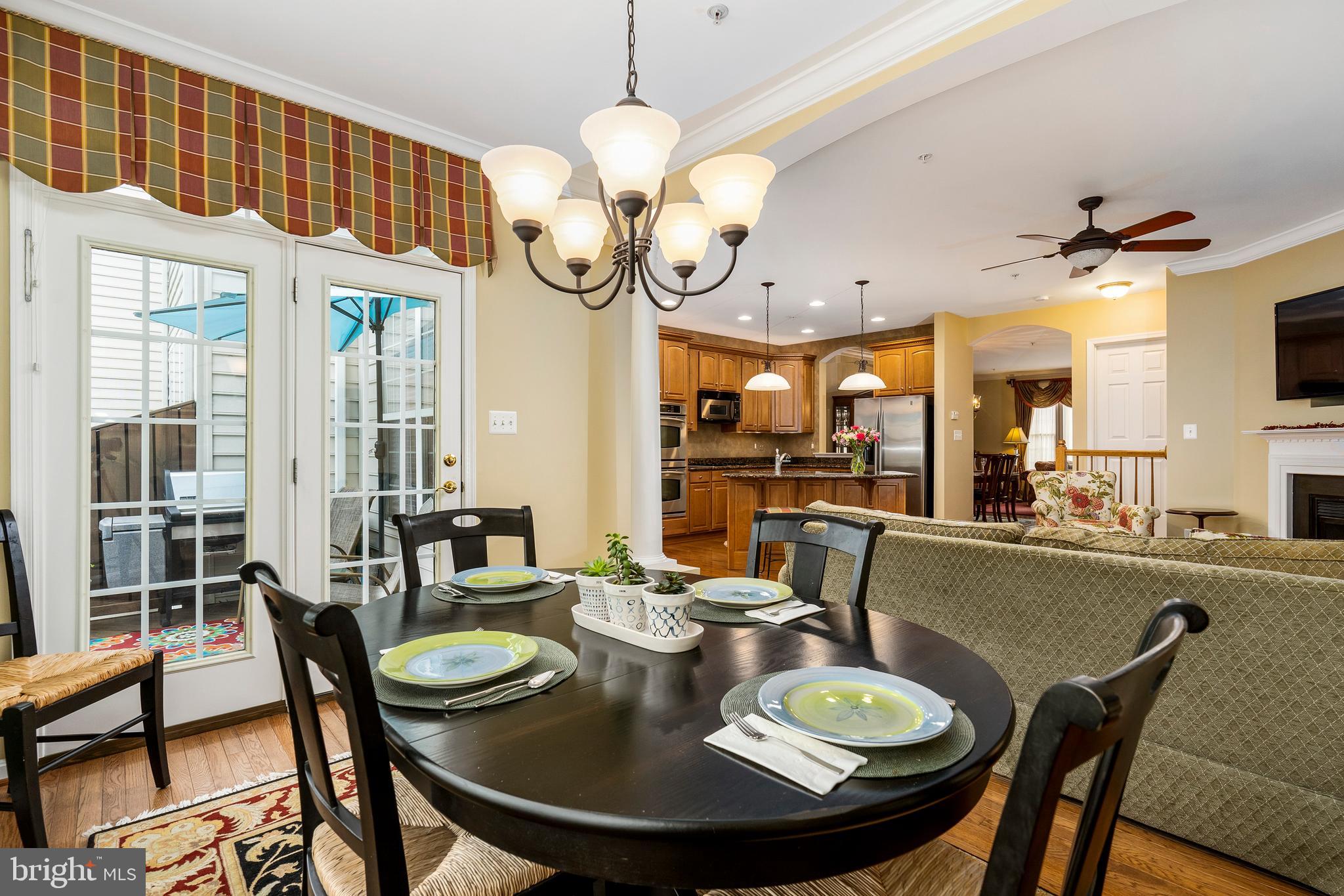 SOUTH RIVER COLONY - Residential