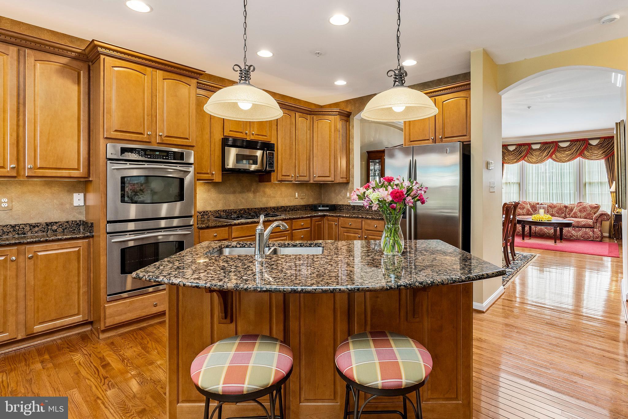 SOUTH RIVER COLONY - Residential