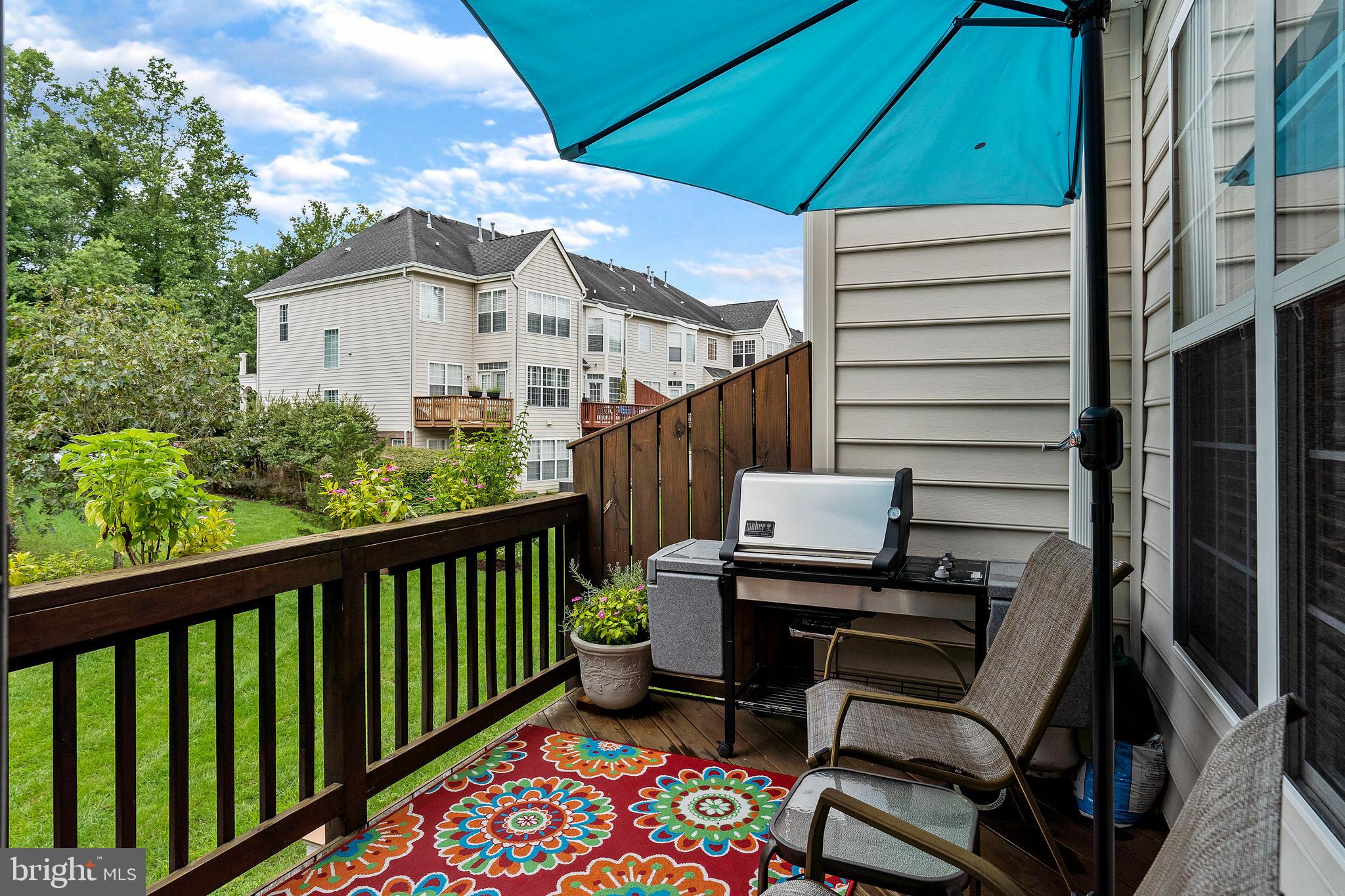 SOUTH RIVER COLONY - Residential