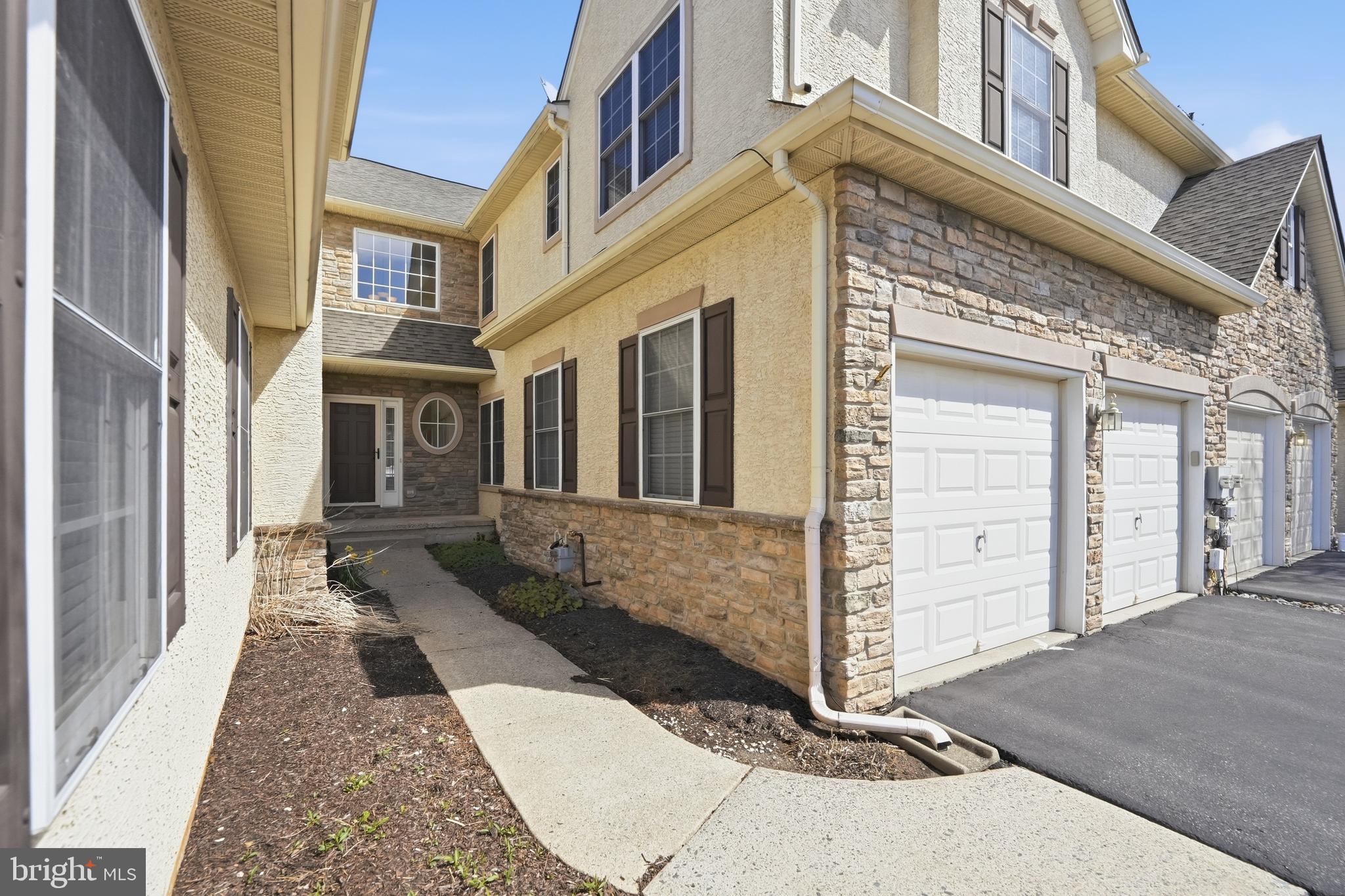 PENNS MEADOW - Residential